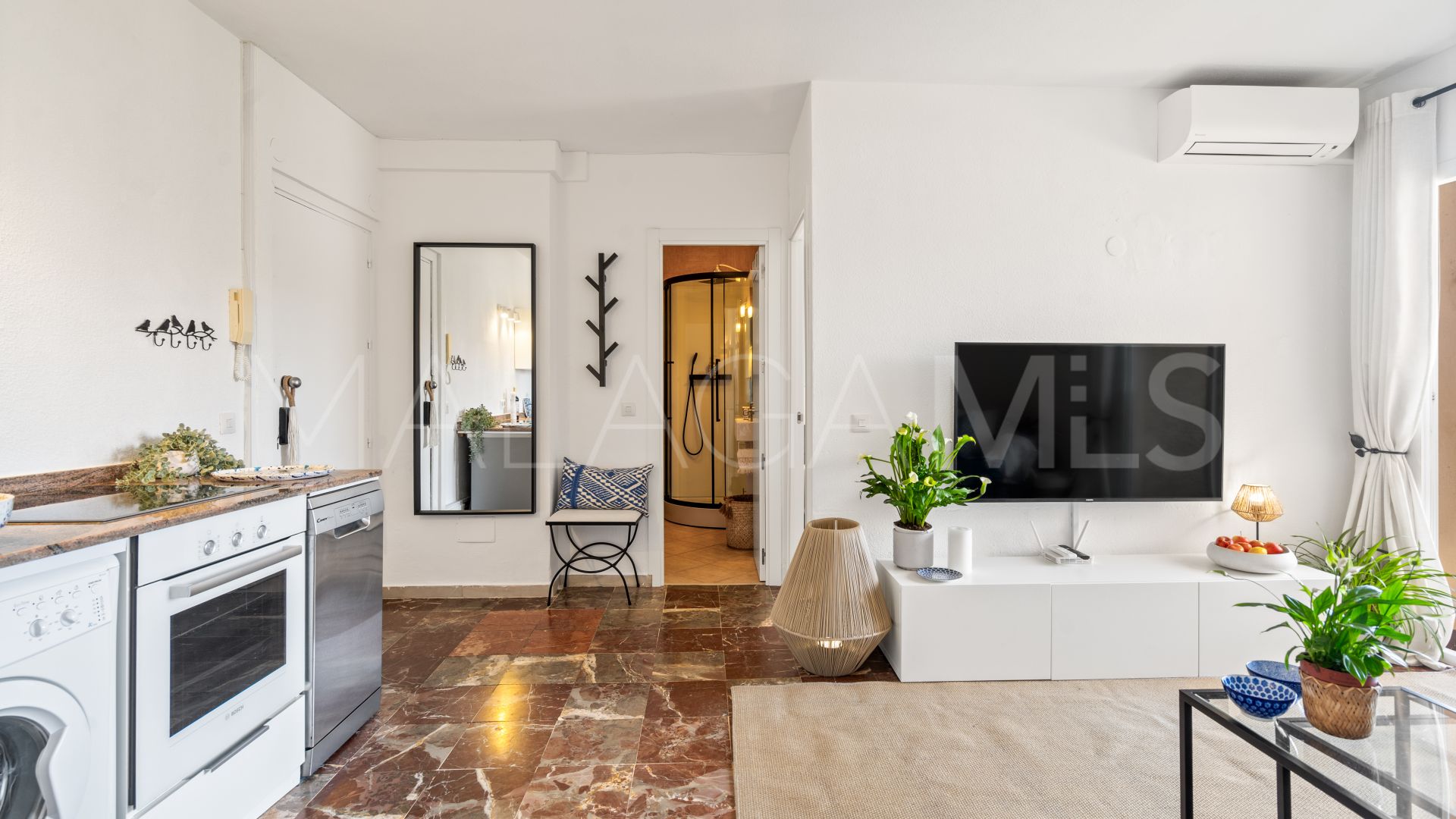 Estepona Puerto, apartamento a la venta
