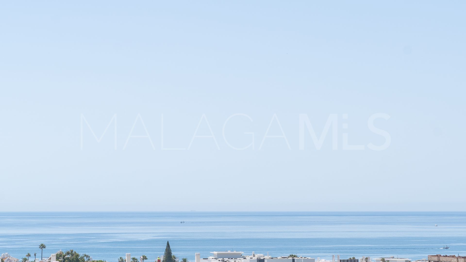 Buy apartamento in Estepona Oeste with 3 bedrooms