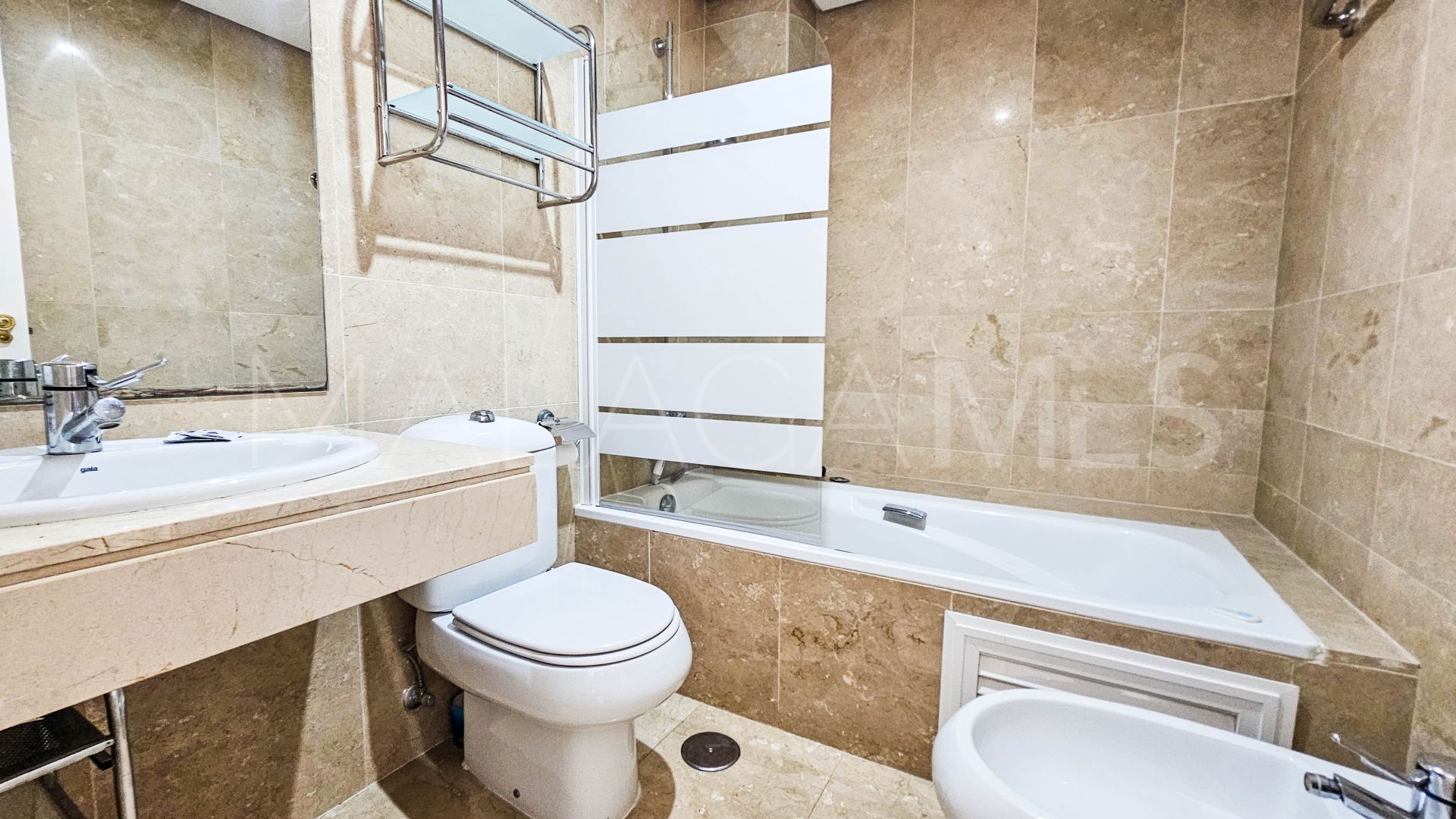Duplex for sale in Puerto La Duquesa