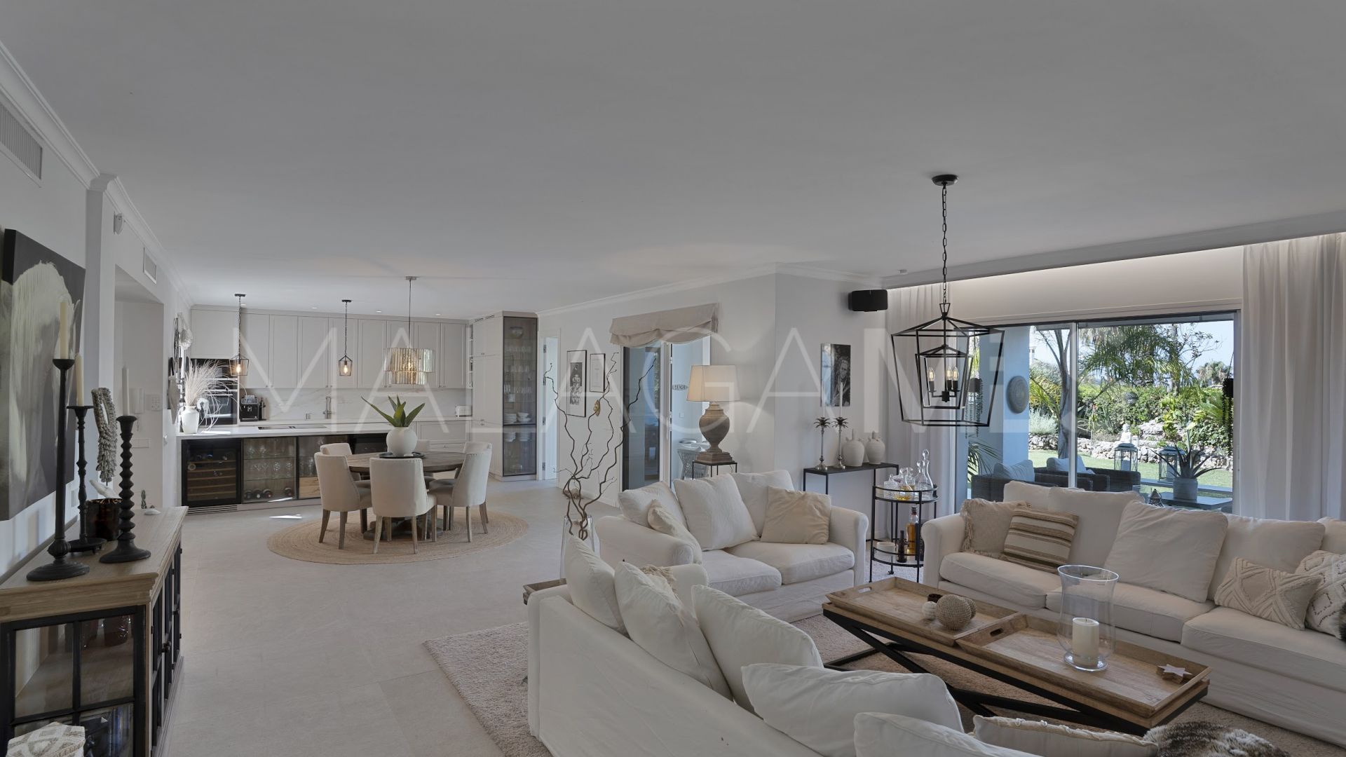 Duplex planta baja a la venta in Alcores del Golf