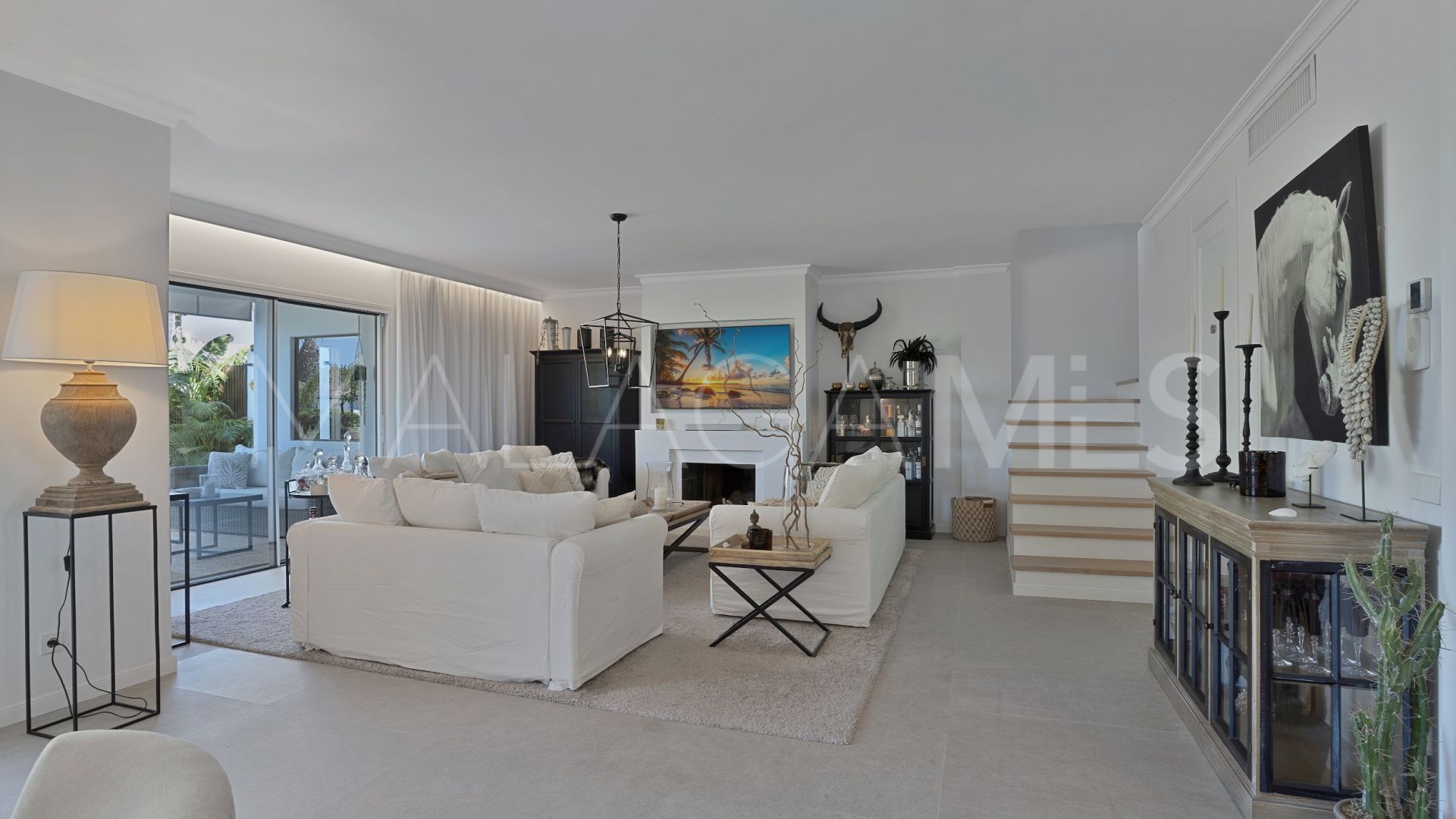 Duplex planta baja a la venta in Alcores del Golf