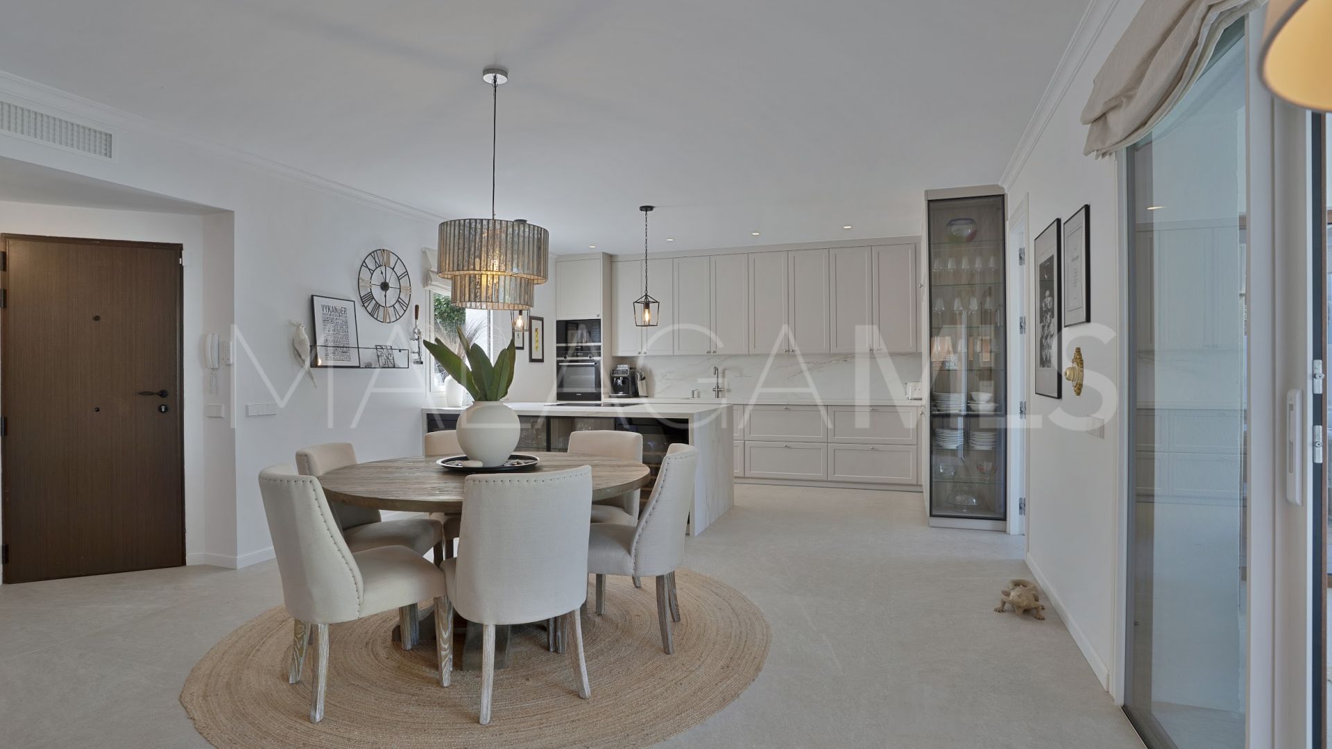 Duplex planta baja a la venta in Alcores del Golf