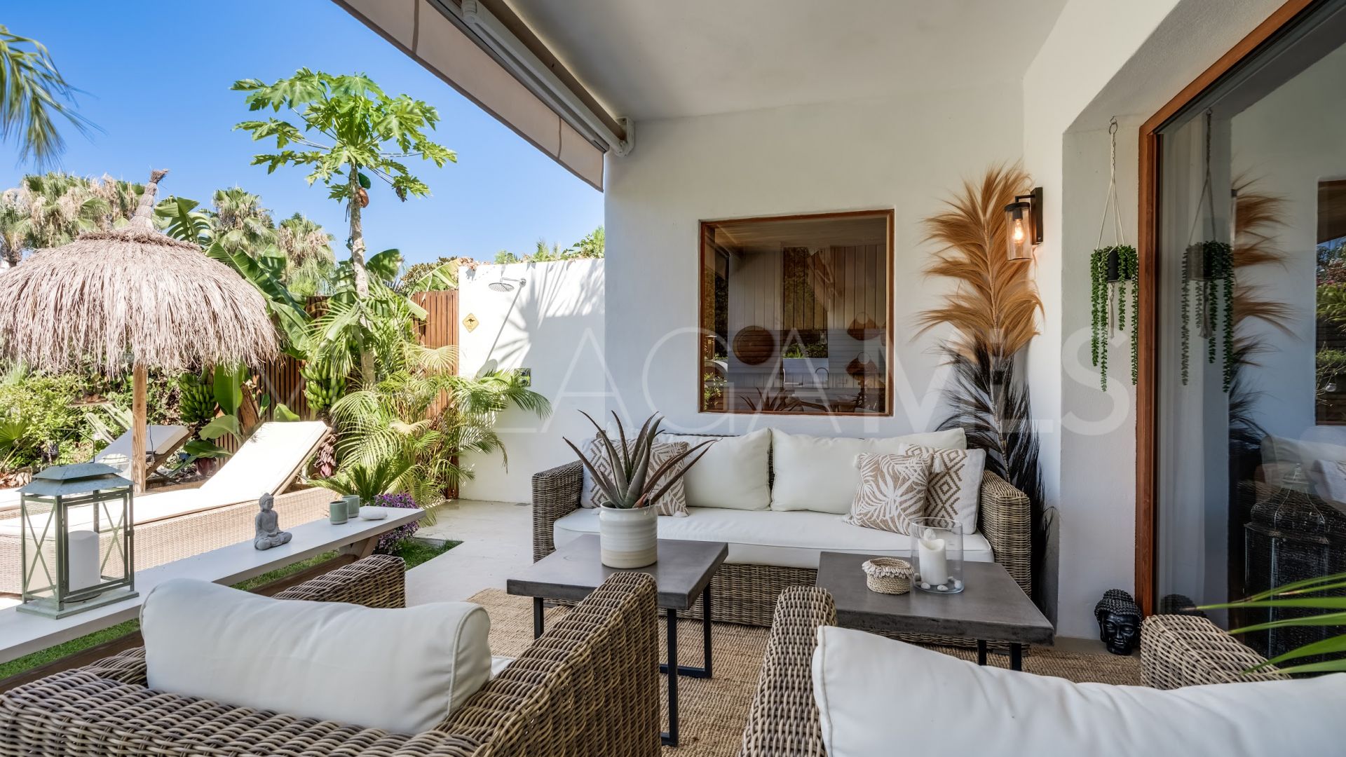 Duplex planta baja a la venta in Alcores del Golf
