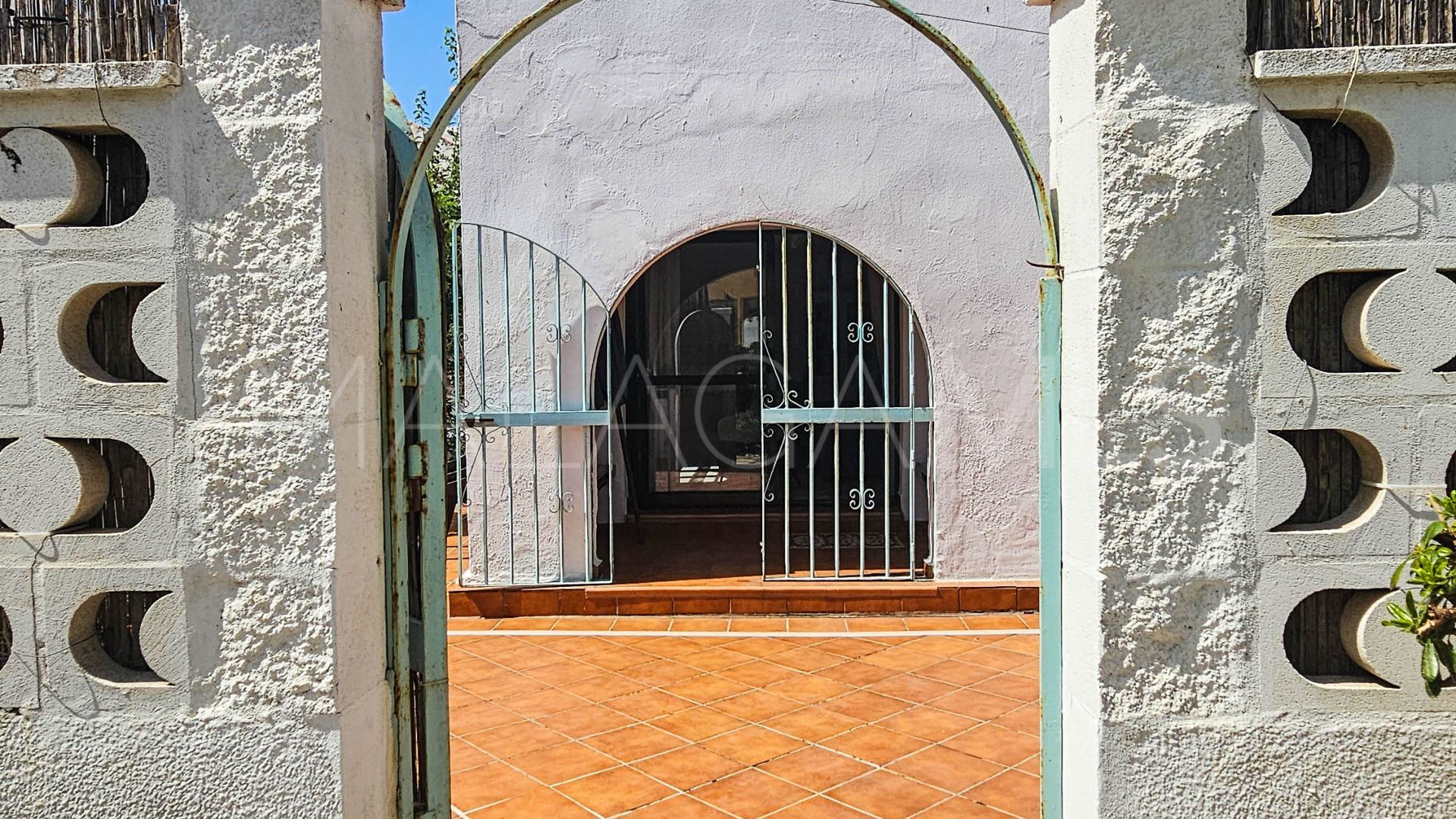 Doppelhaushälfte for sale in Marina de Casares