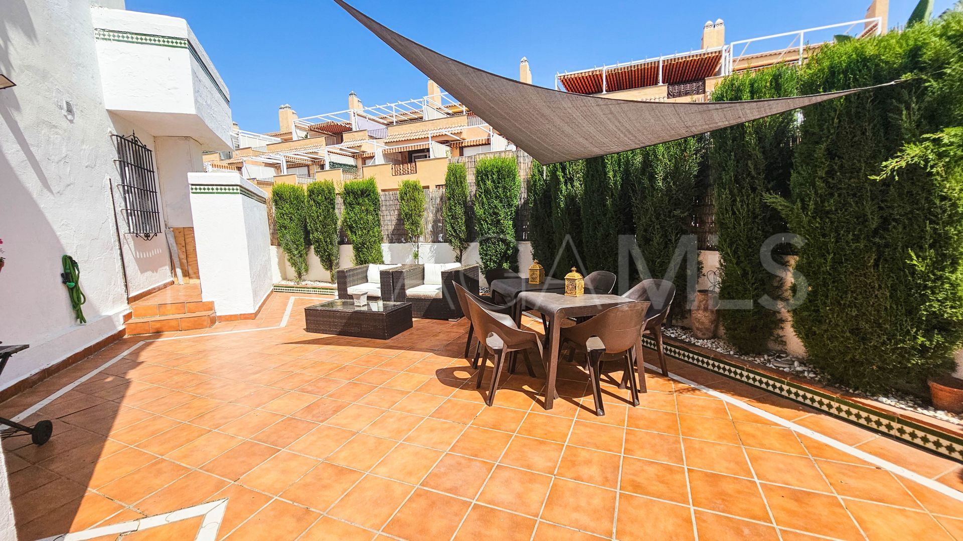 Doppelhaushälfte for sale in Marina de Casares