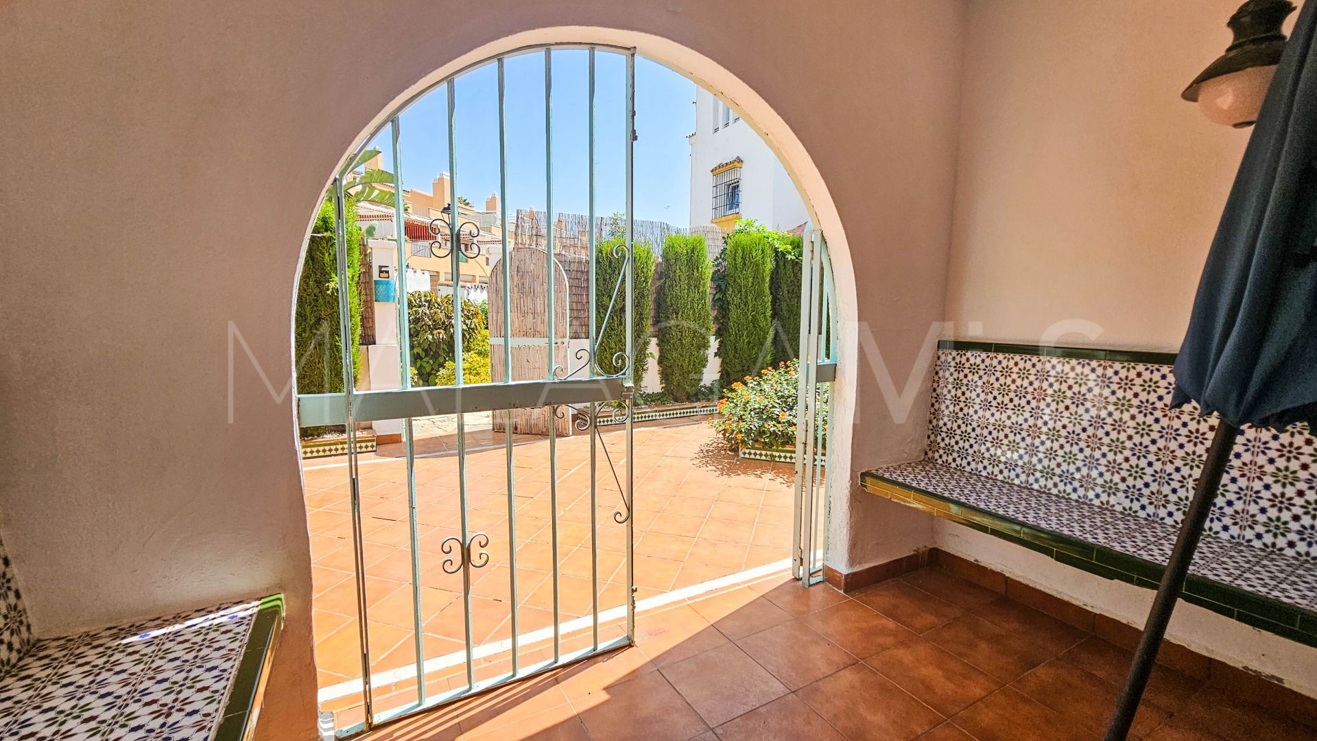 Doppelhaushälfte for sale in Marina de Casares