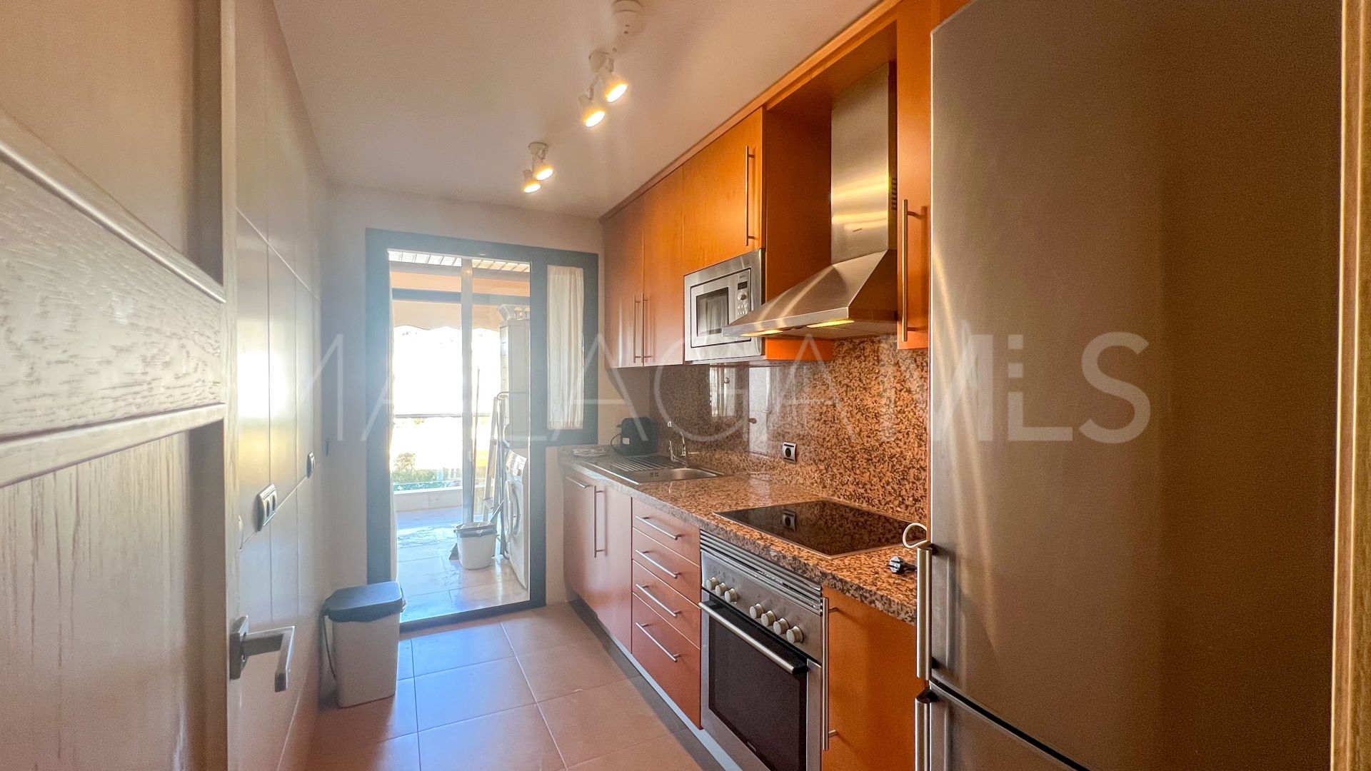 Puerto La Duquesa apartment for sale