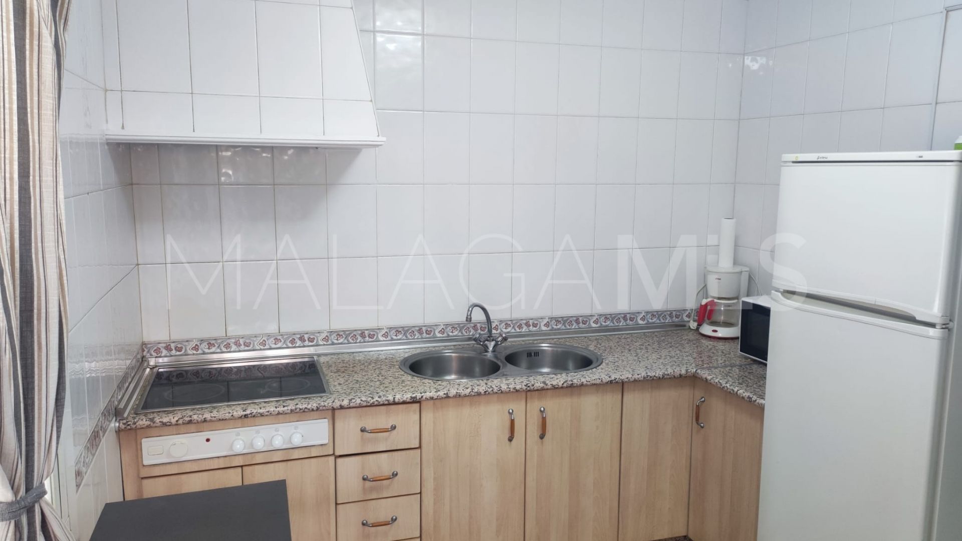 Buy 3 bedrooms ground floor apartment in Estepona Puerto