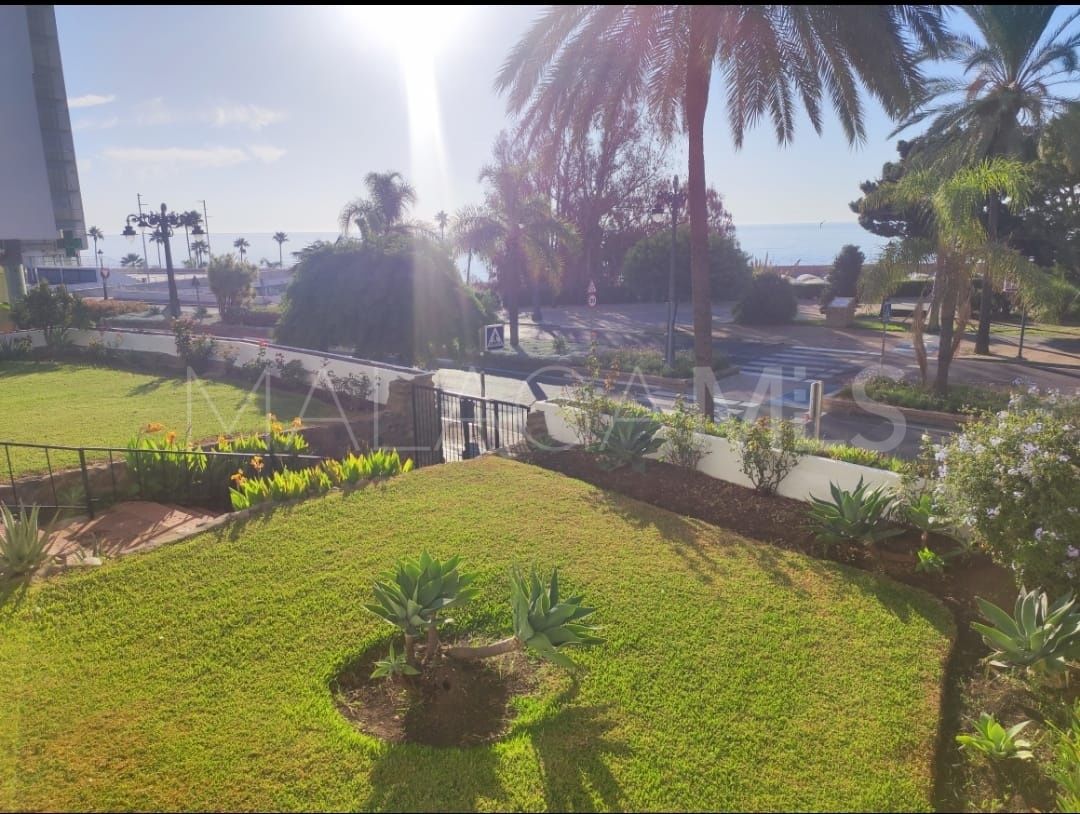 Buy 3 bedrooms ground floor apartment in Estepona Puerto