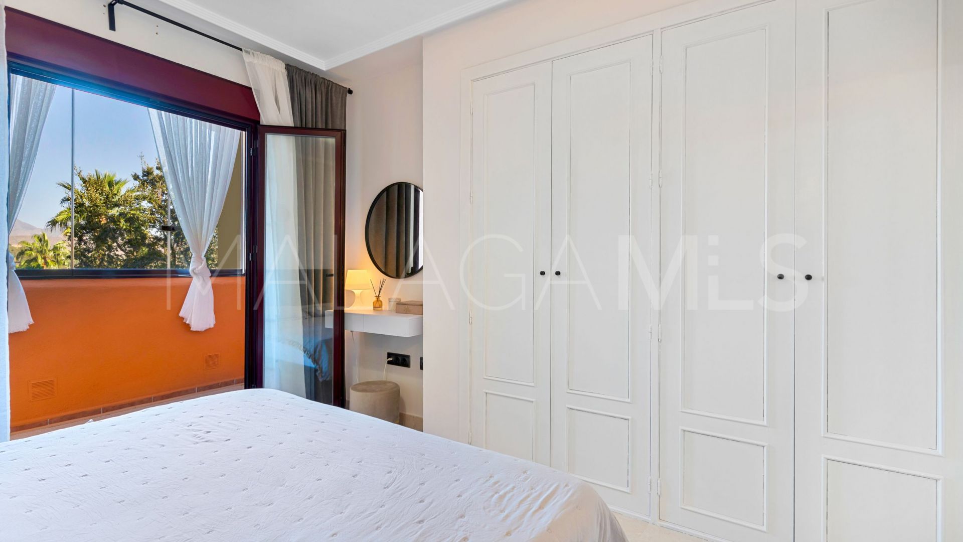Apartamento planta baja for sale de 2 bedrooms in El Soto de Marbella
