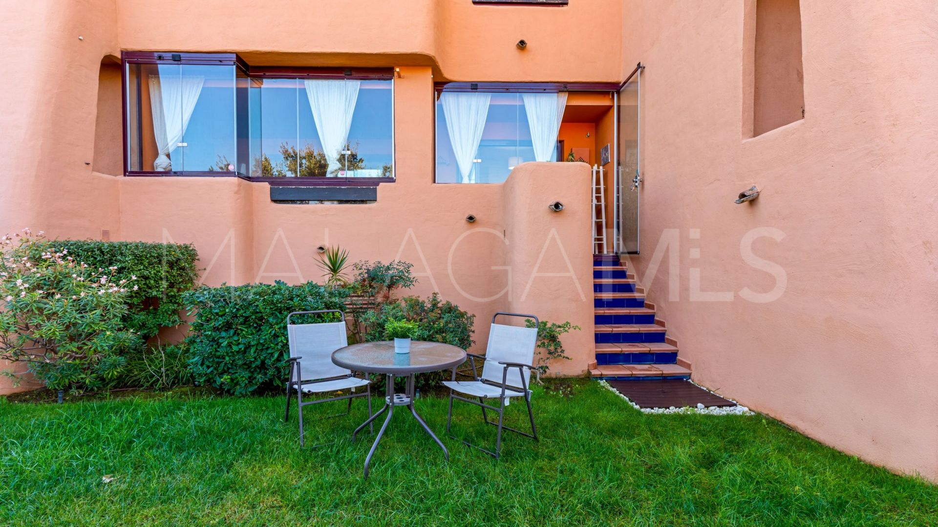Apartamento planta baja for sale de 2 bedrooms in El Soto de Marbella
