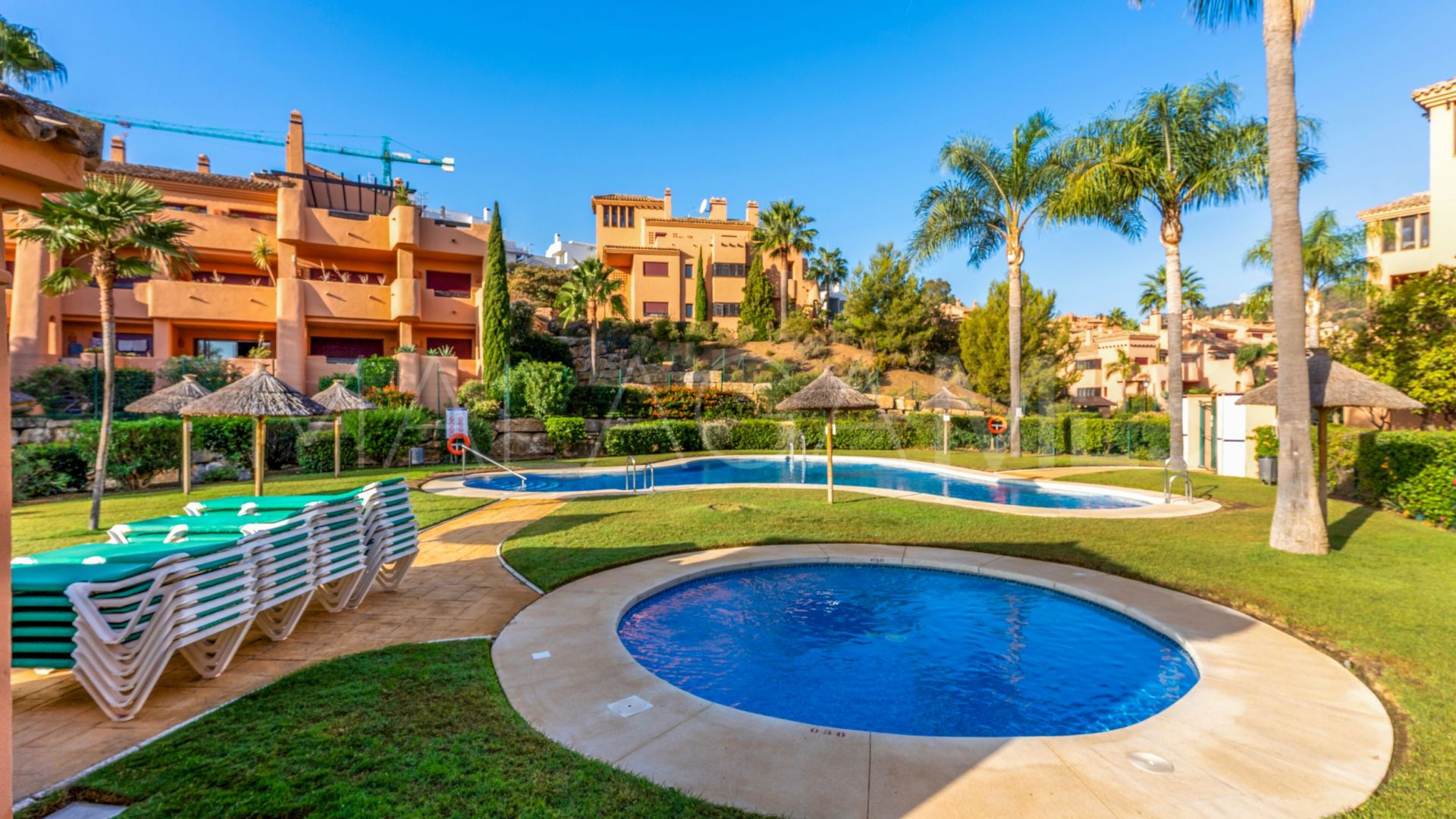 Apartamento planta baja for sale de 2 bedrooms in El Soto de Marbella