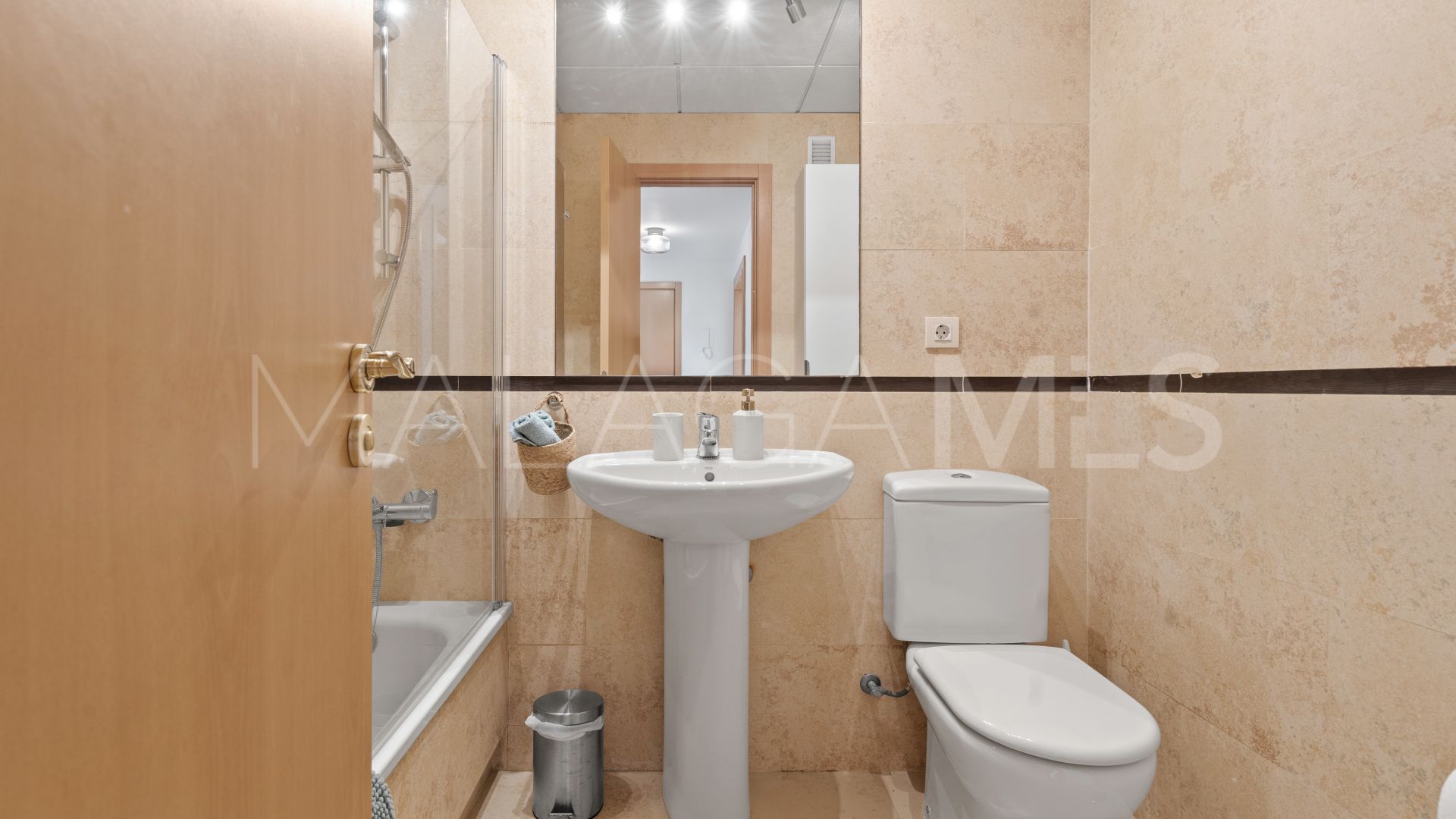 Apartamento planta baja with 2 bedrooms for sale in Guadalmansa
