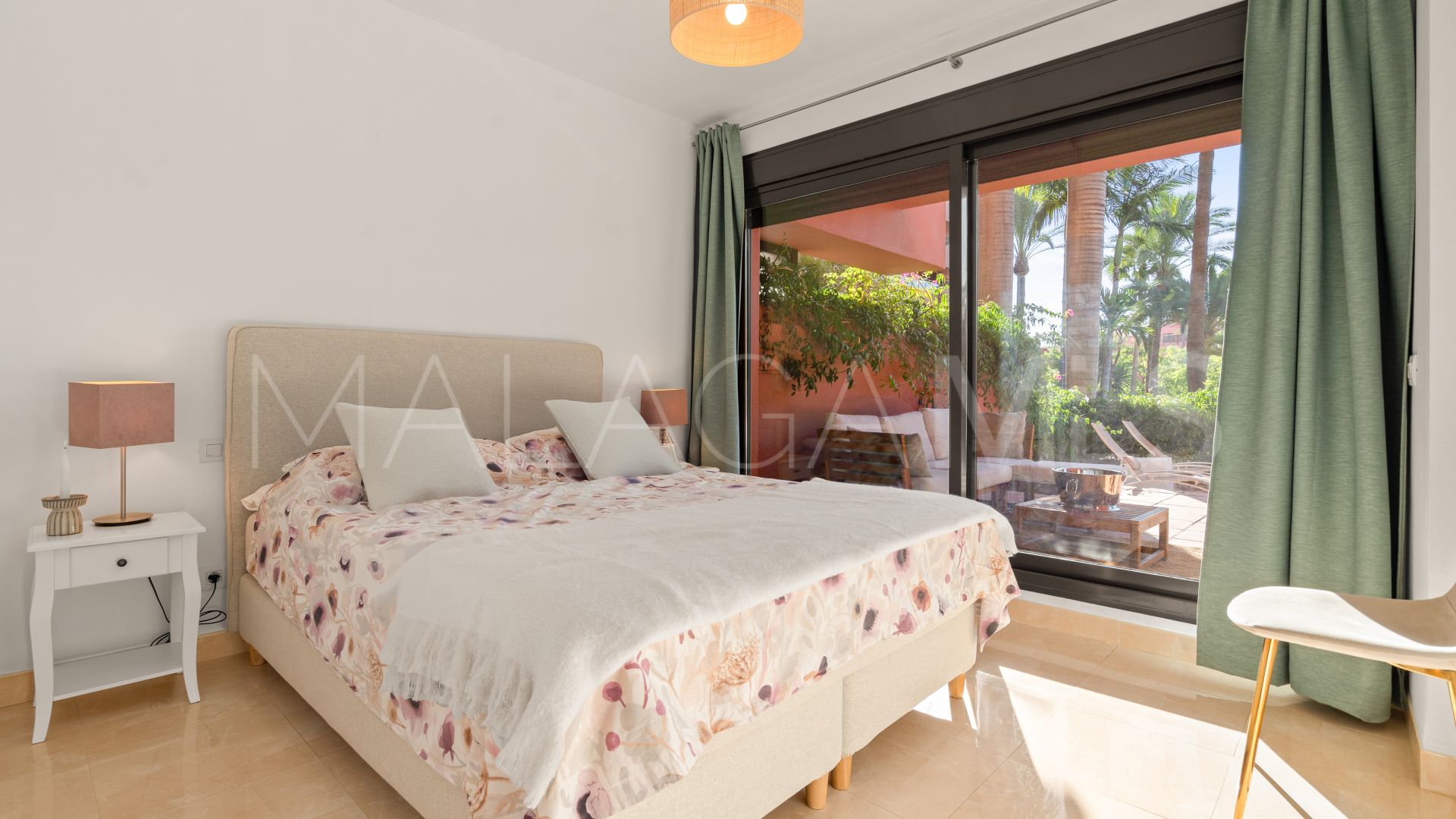 Apartamento planta baja with 2 bedrooms for sale in Guadalmansa