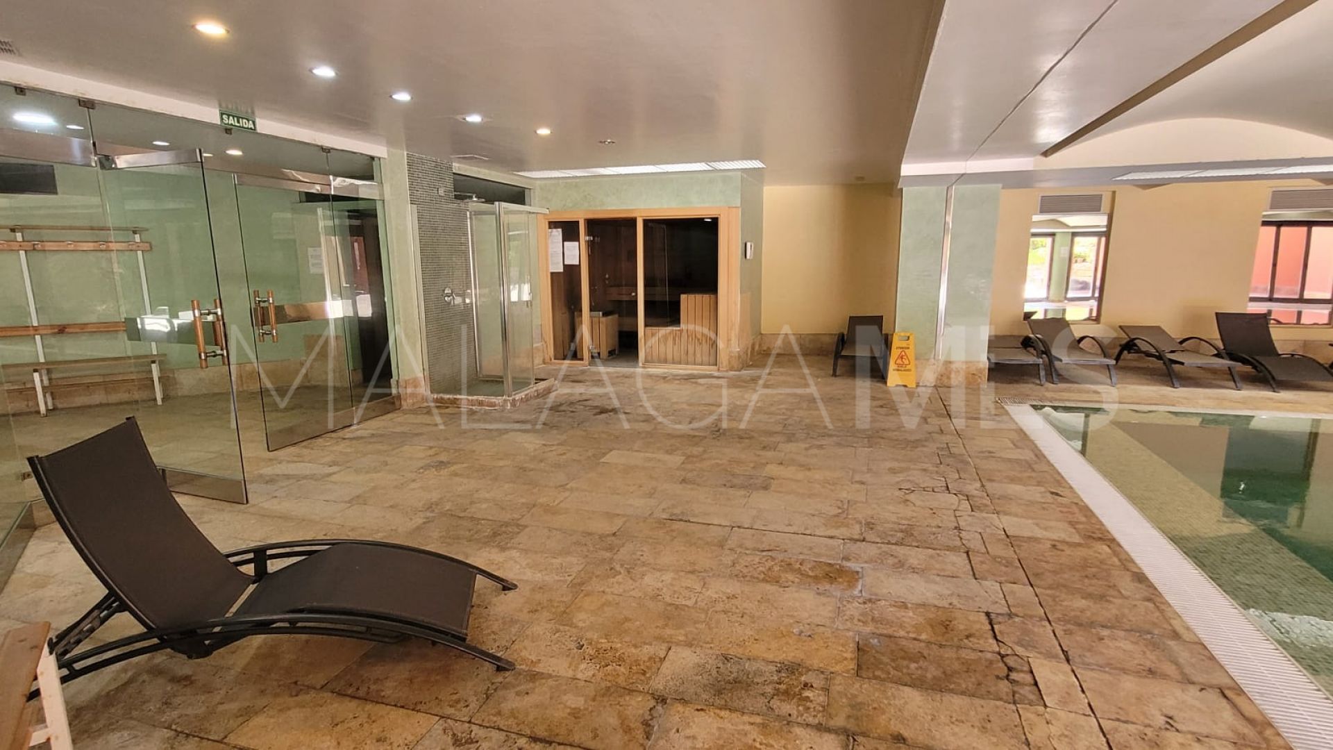 Apartamento planta baja with 2 bedrooms for sale in Guadalmansa