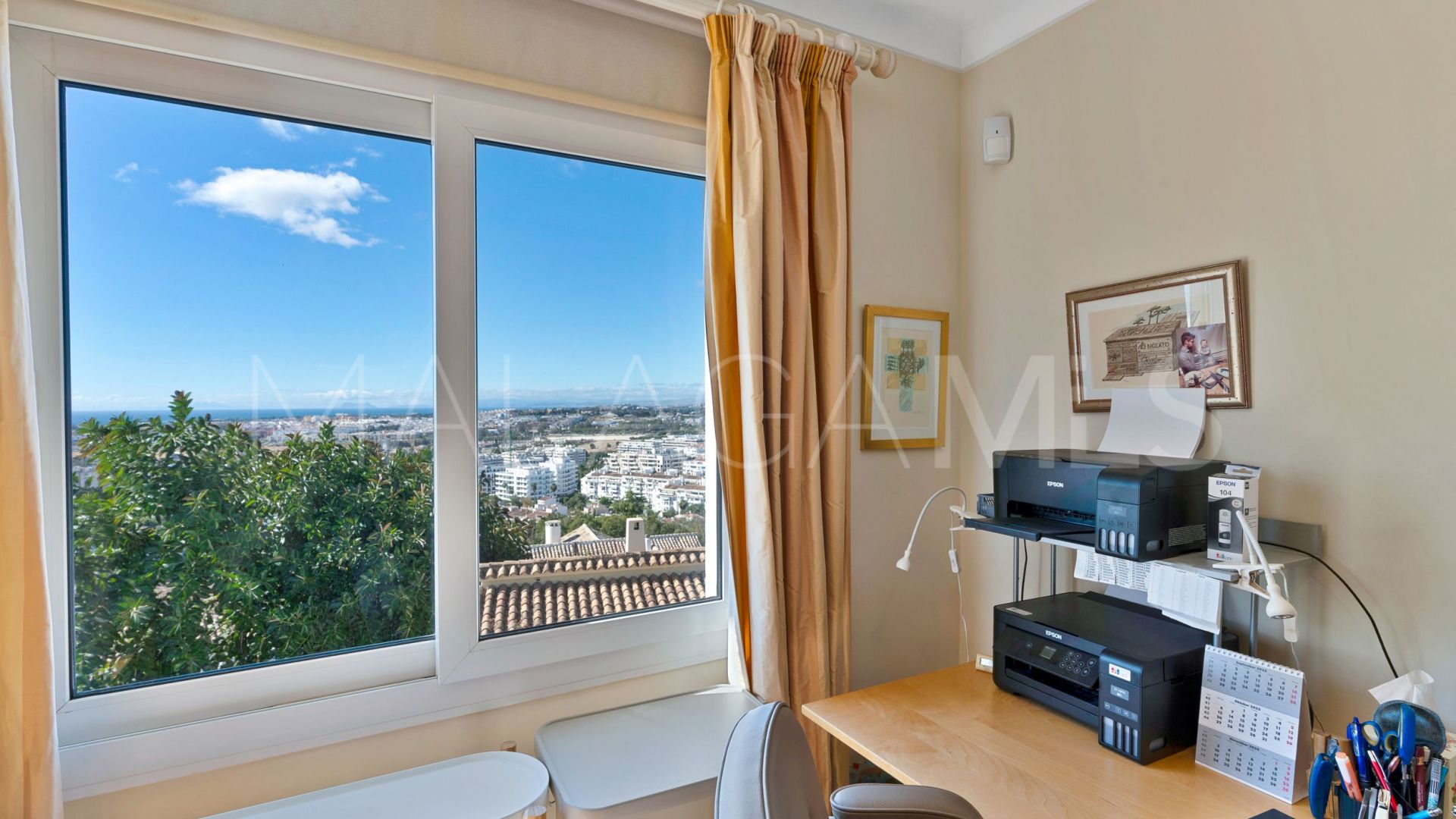 Se vende villa de 4 bedrooms in Nueva Andalucia