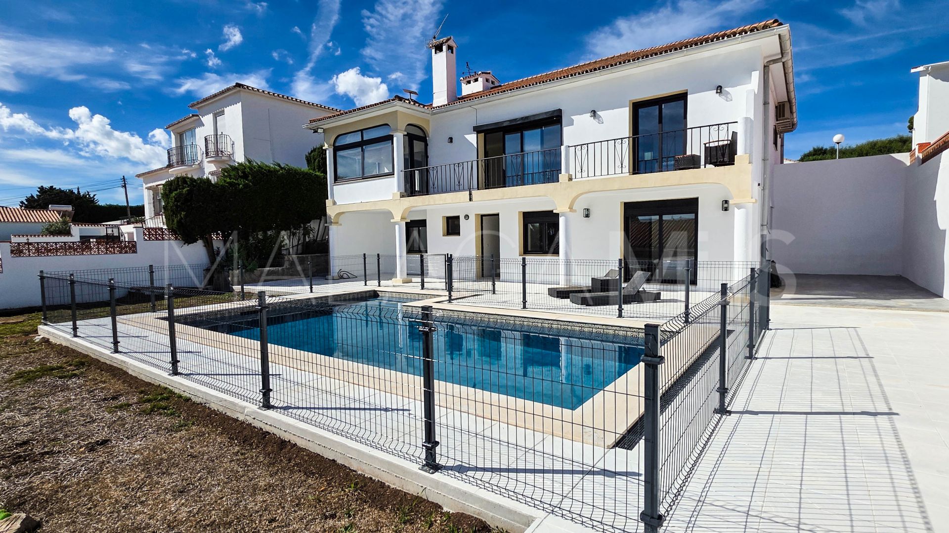 Villa for sale in Alcorrín