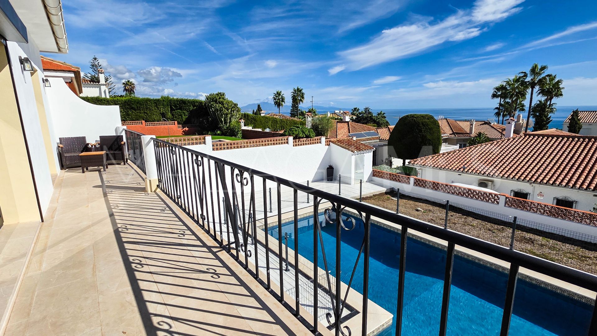 Villa for sale in Alcorrín