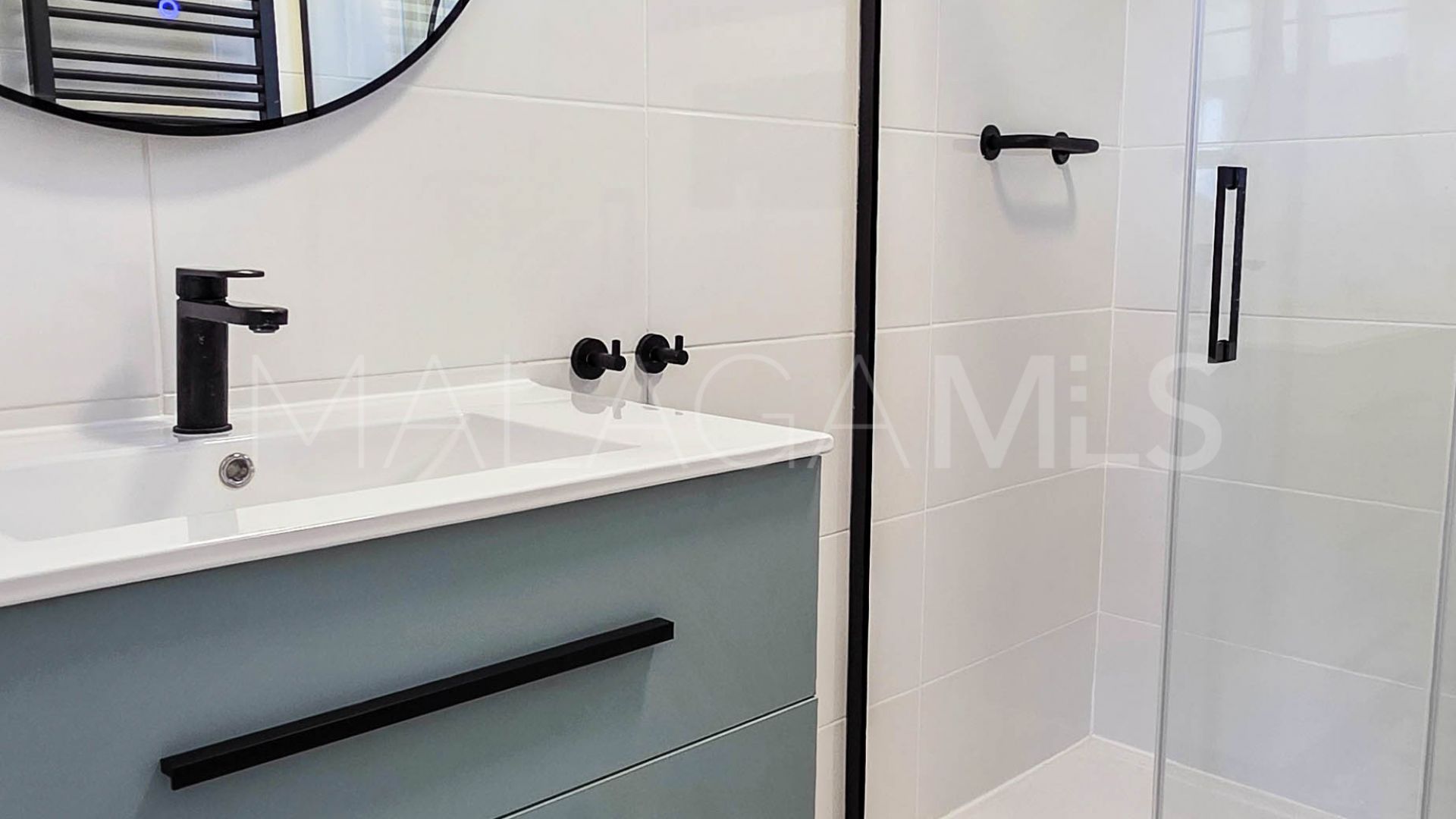 Villa for sale in Alcorrín