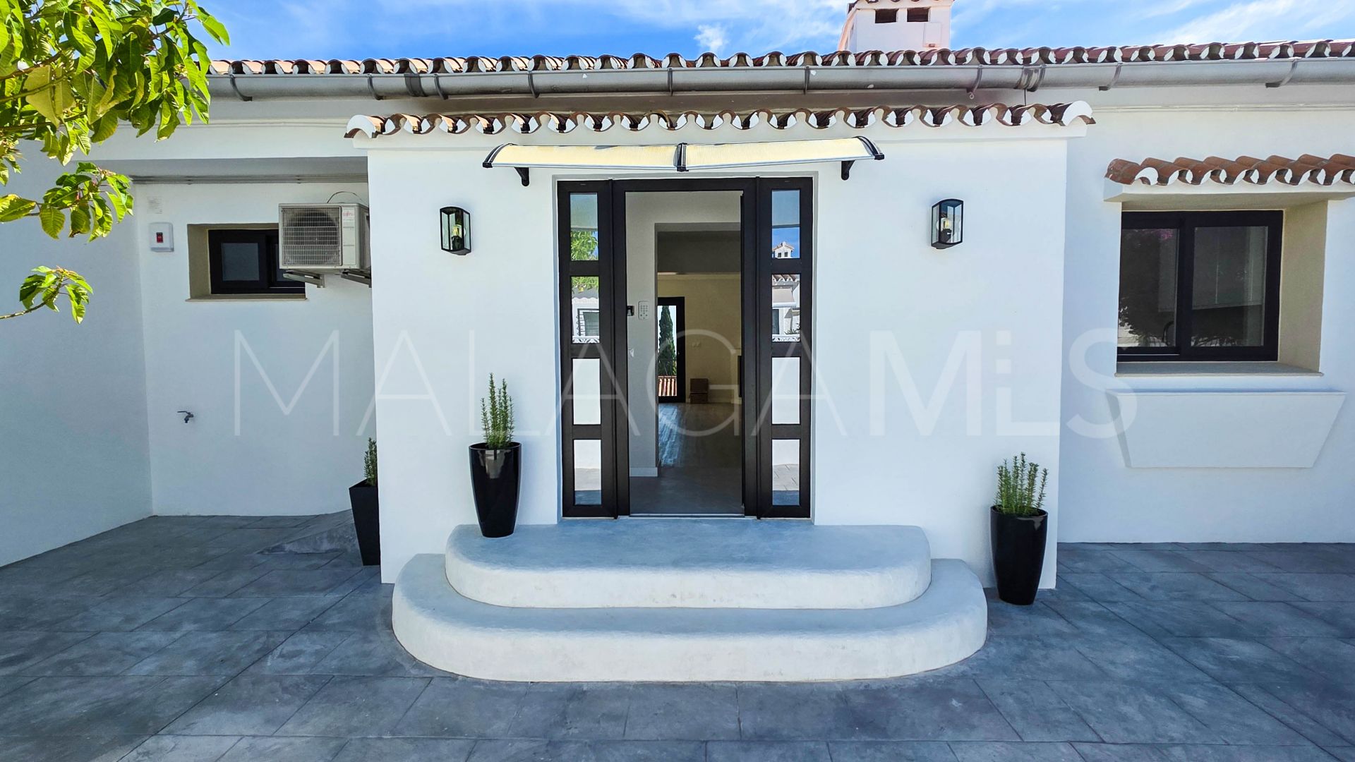 Villa for sale in Alcorrín