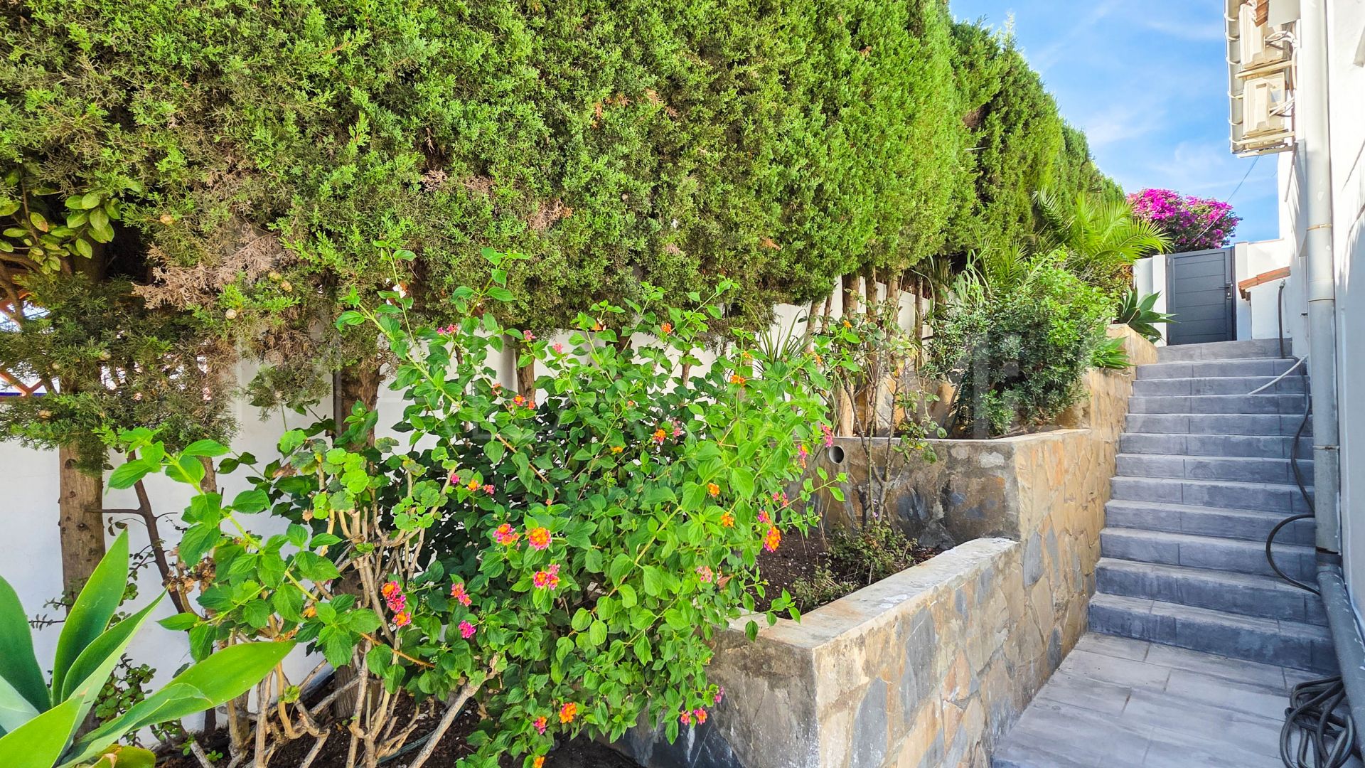 Villa for sale in Alcorrín