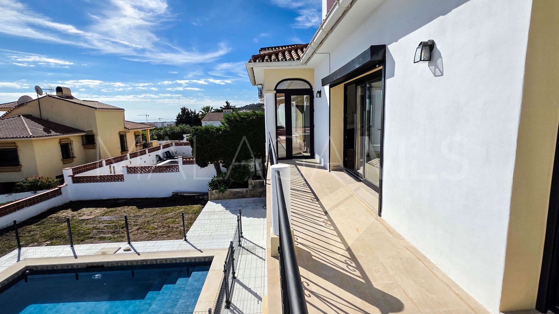 Villa for sale in Alcorrín