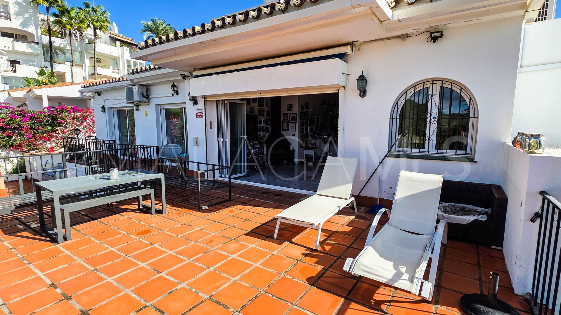 Einfamilienhaushälfte for sale in La Duquesa