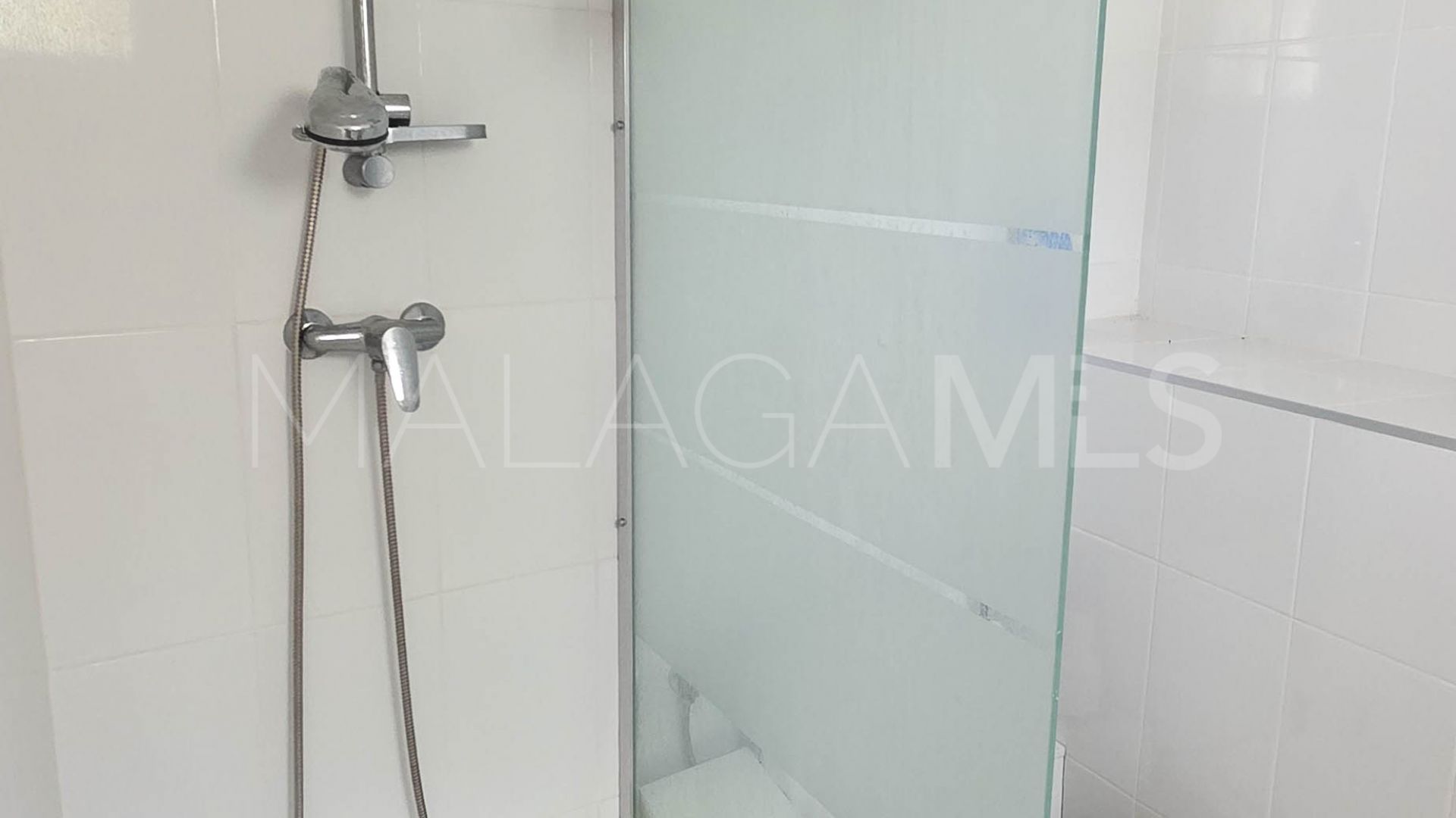 Einfamilienhaushälfte for sale in La Duquesa