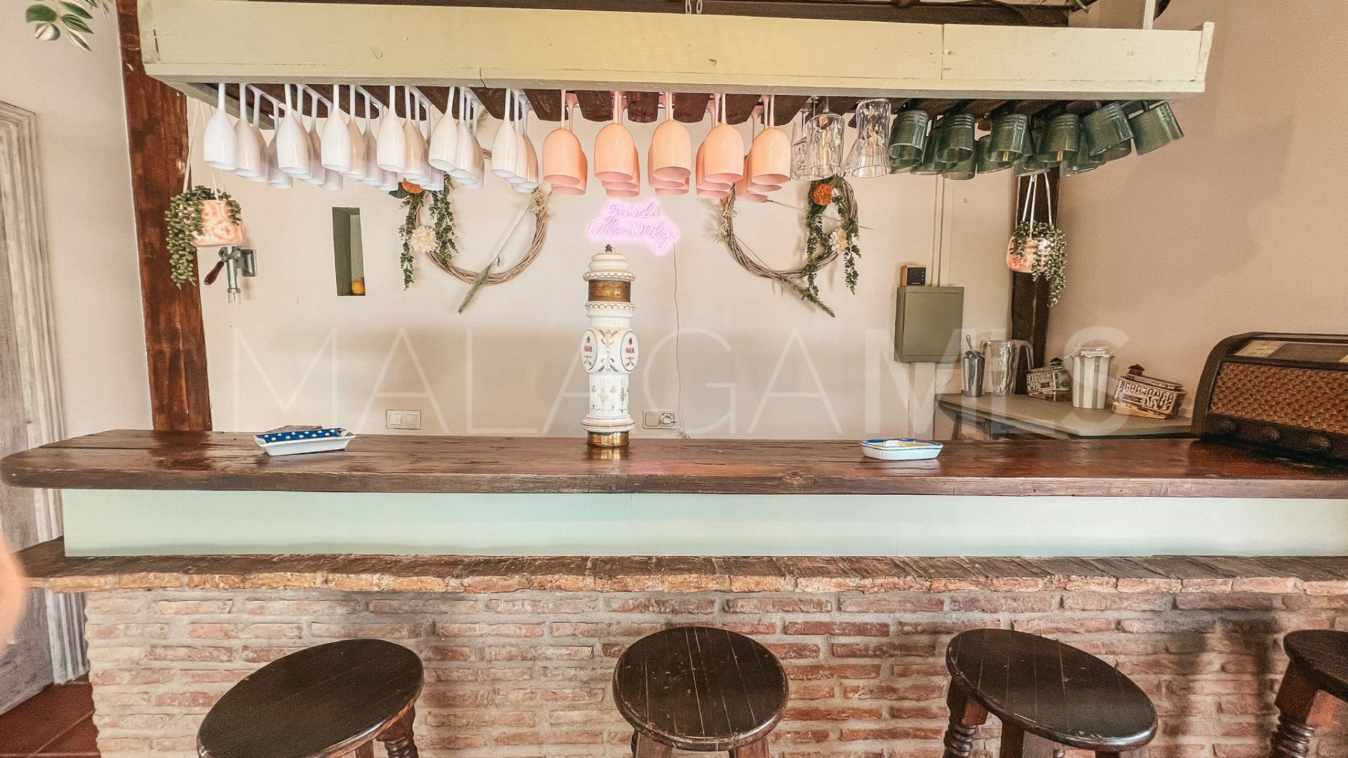 Villa for sale in Nueva Andalucia