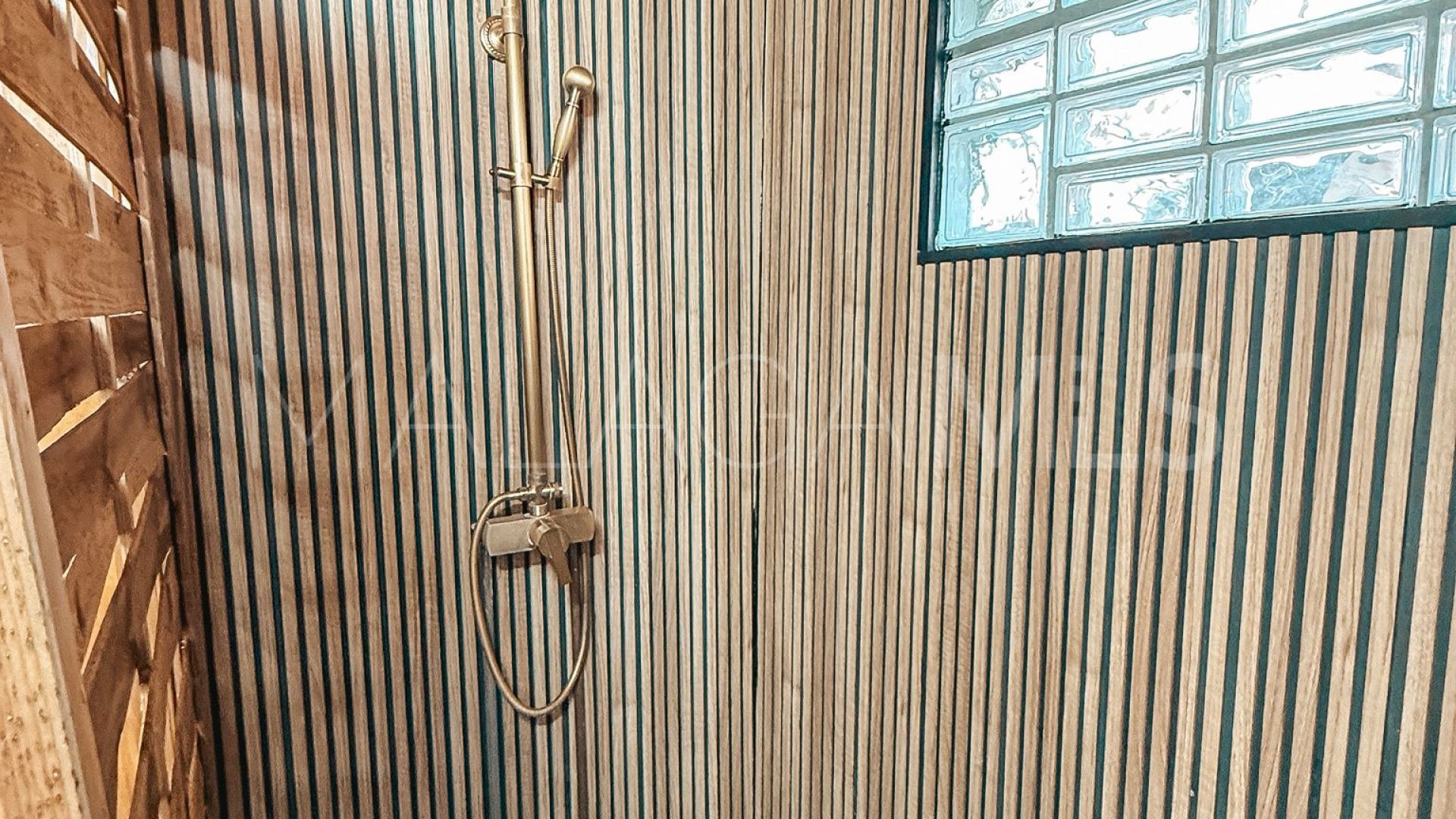 Villa for sale in Nueva Andalucia