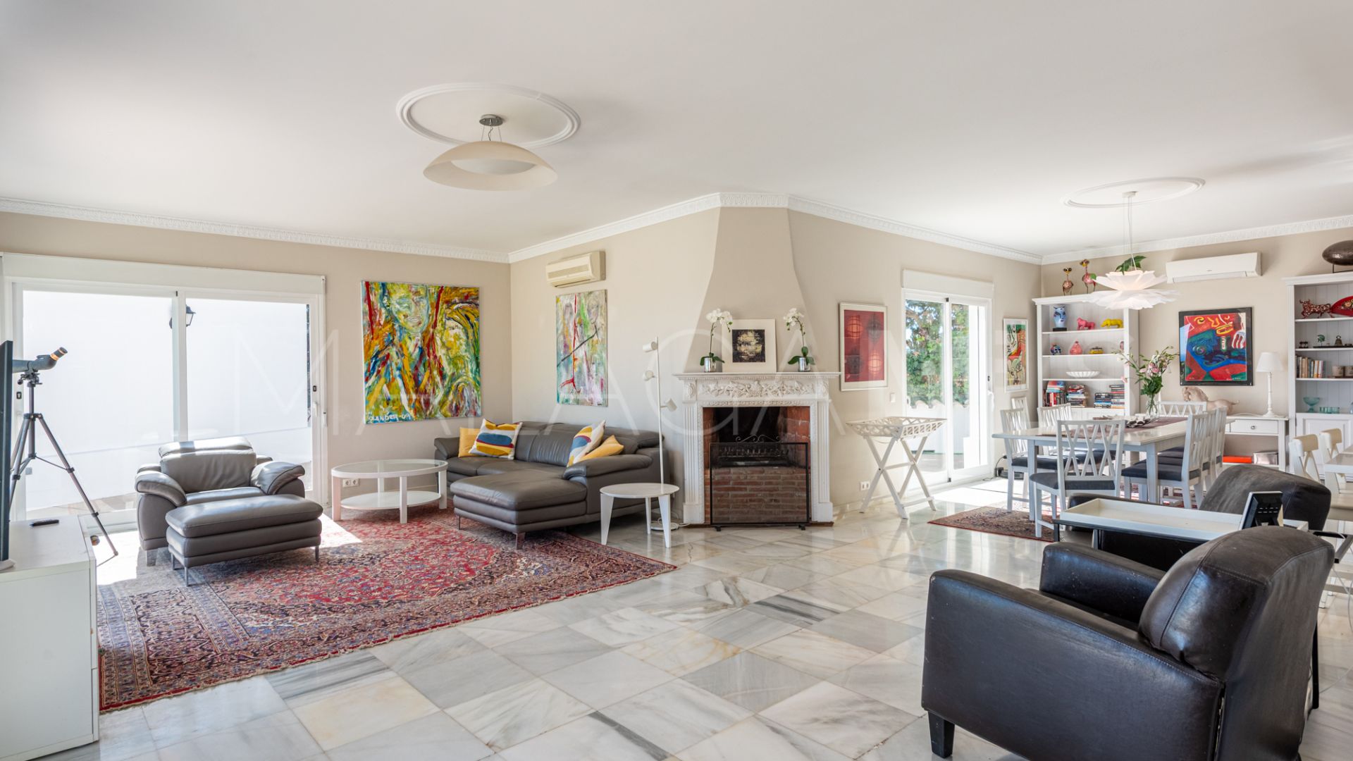 Villa for sale in Sierrezuela