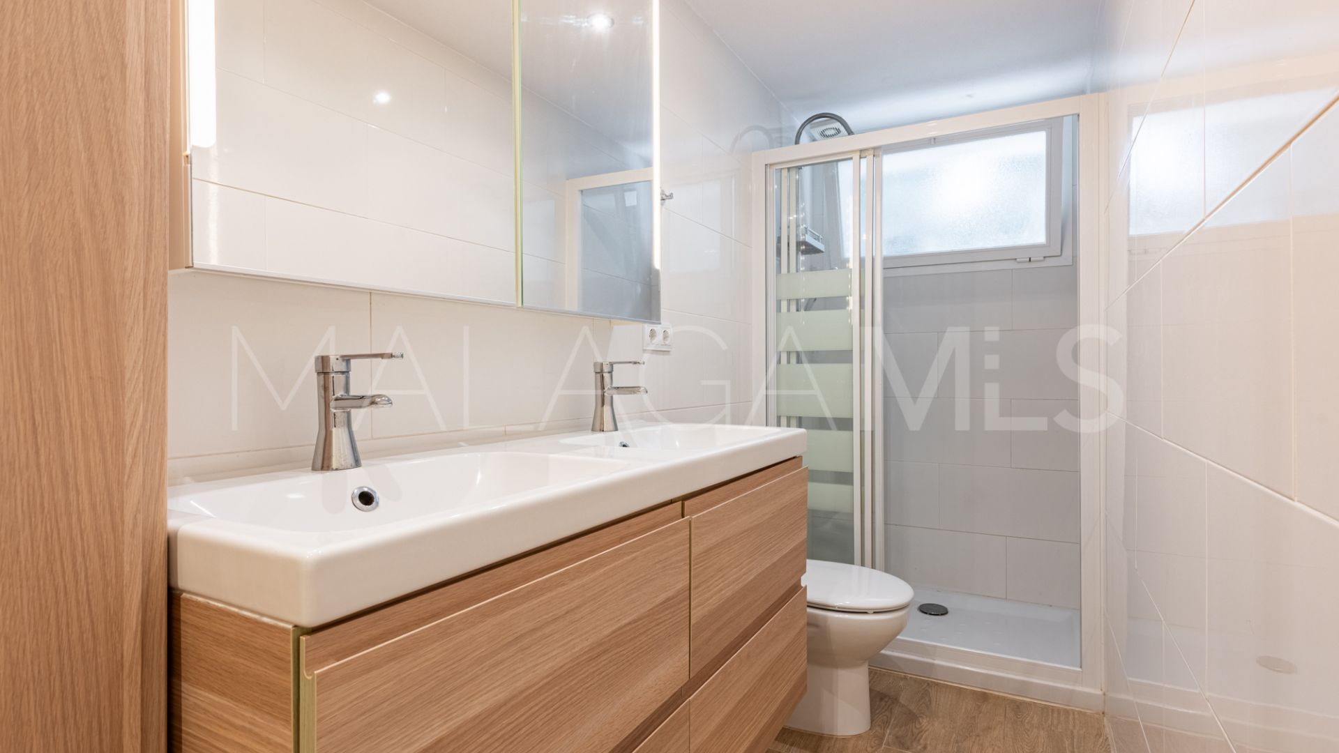 Villa for sale in Sierrezuela