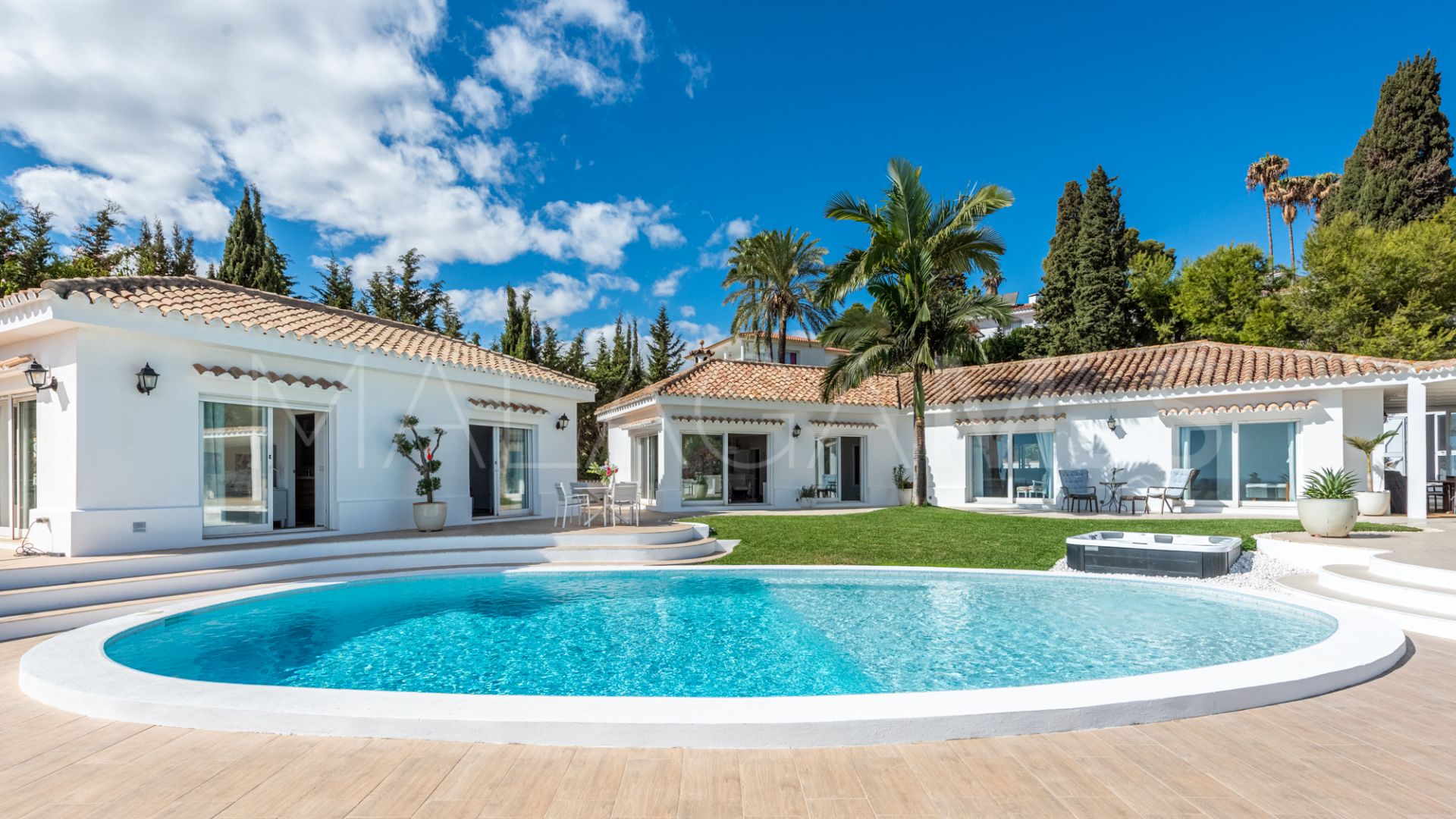 Villa for sale in Sierrezuela