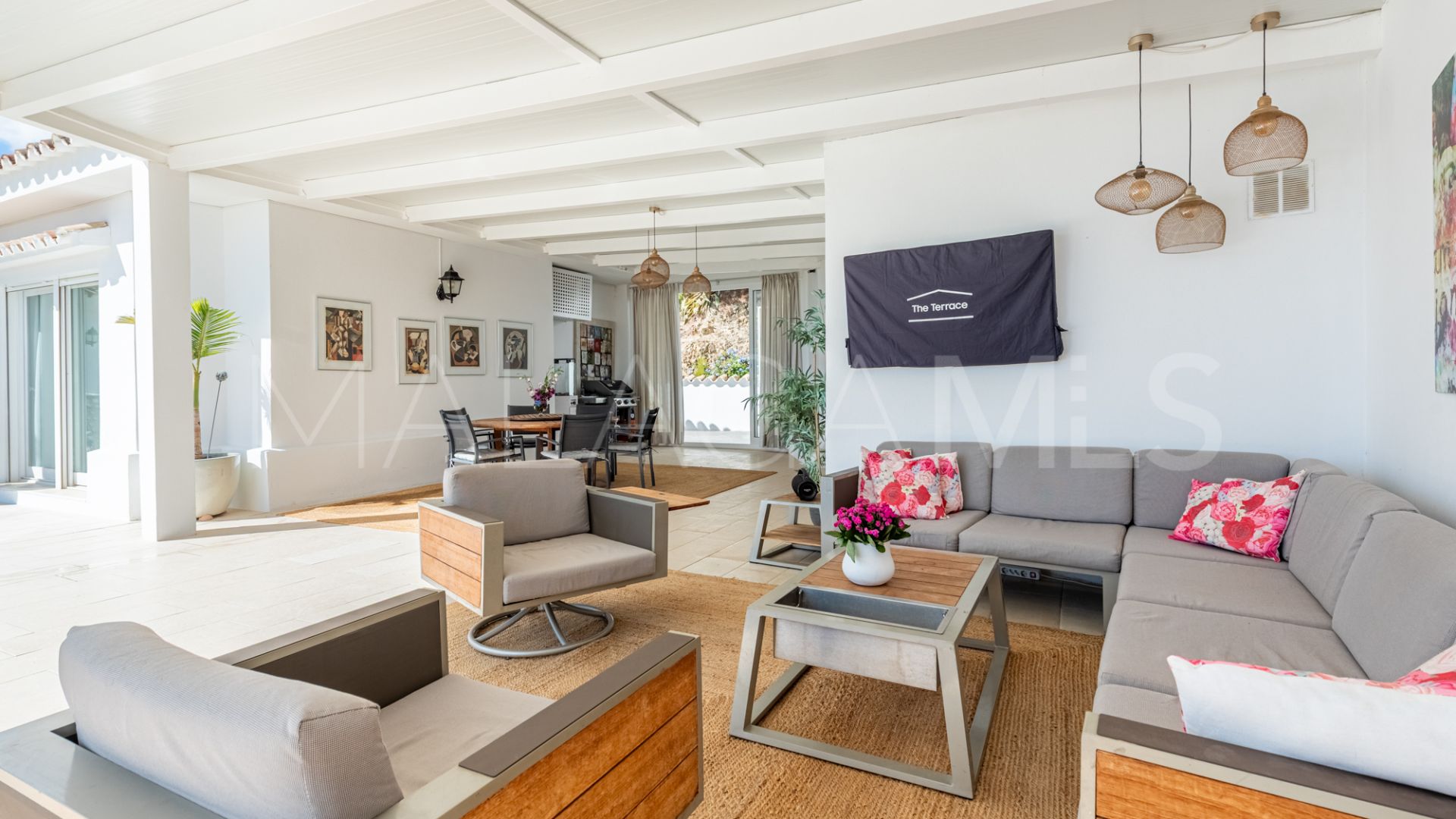 Villa for sale in Sierrezuela