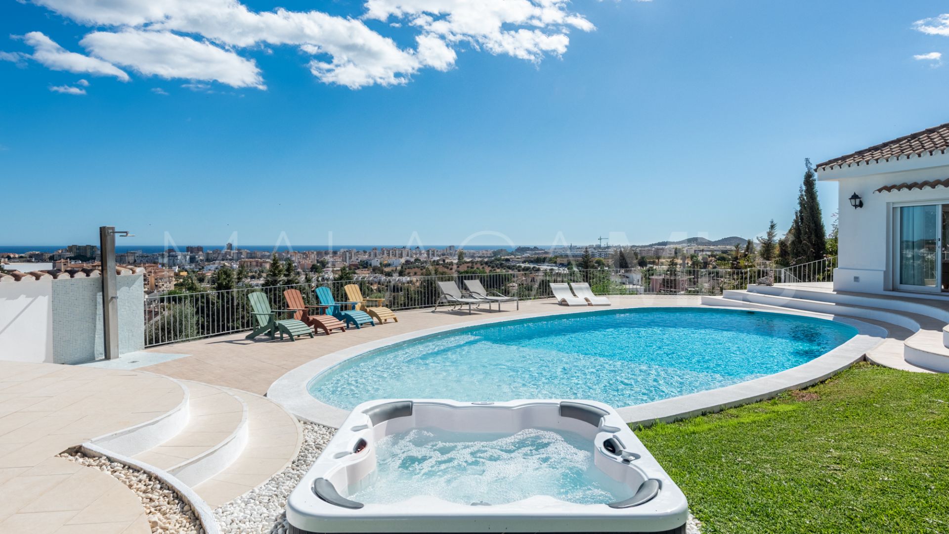 Villa for sale in Sierrezuela