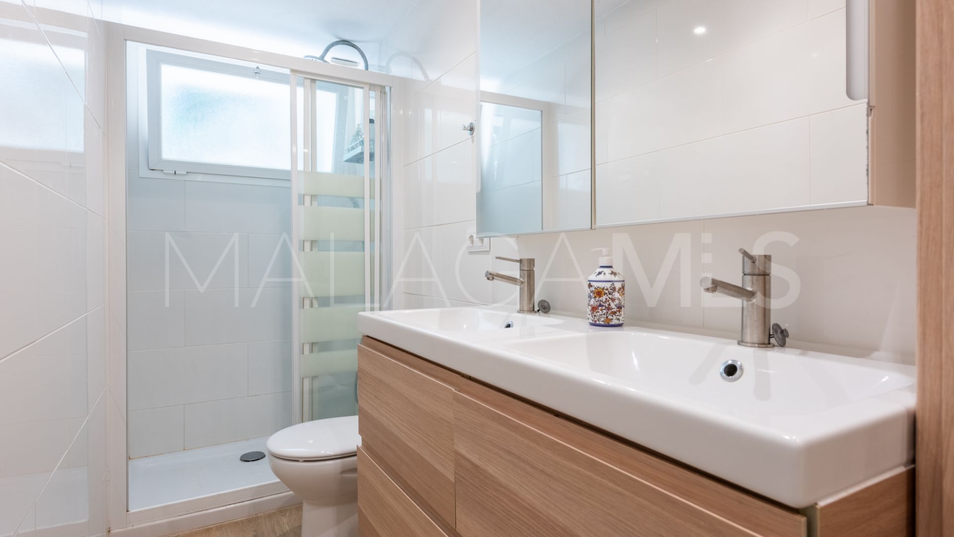 Villa for sale in Sierrezuela