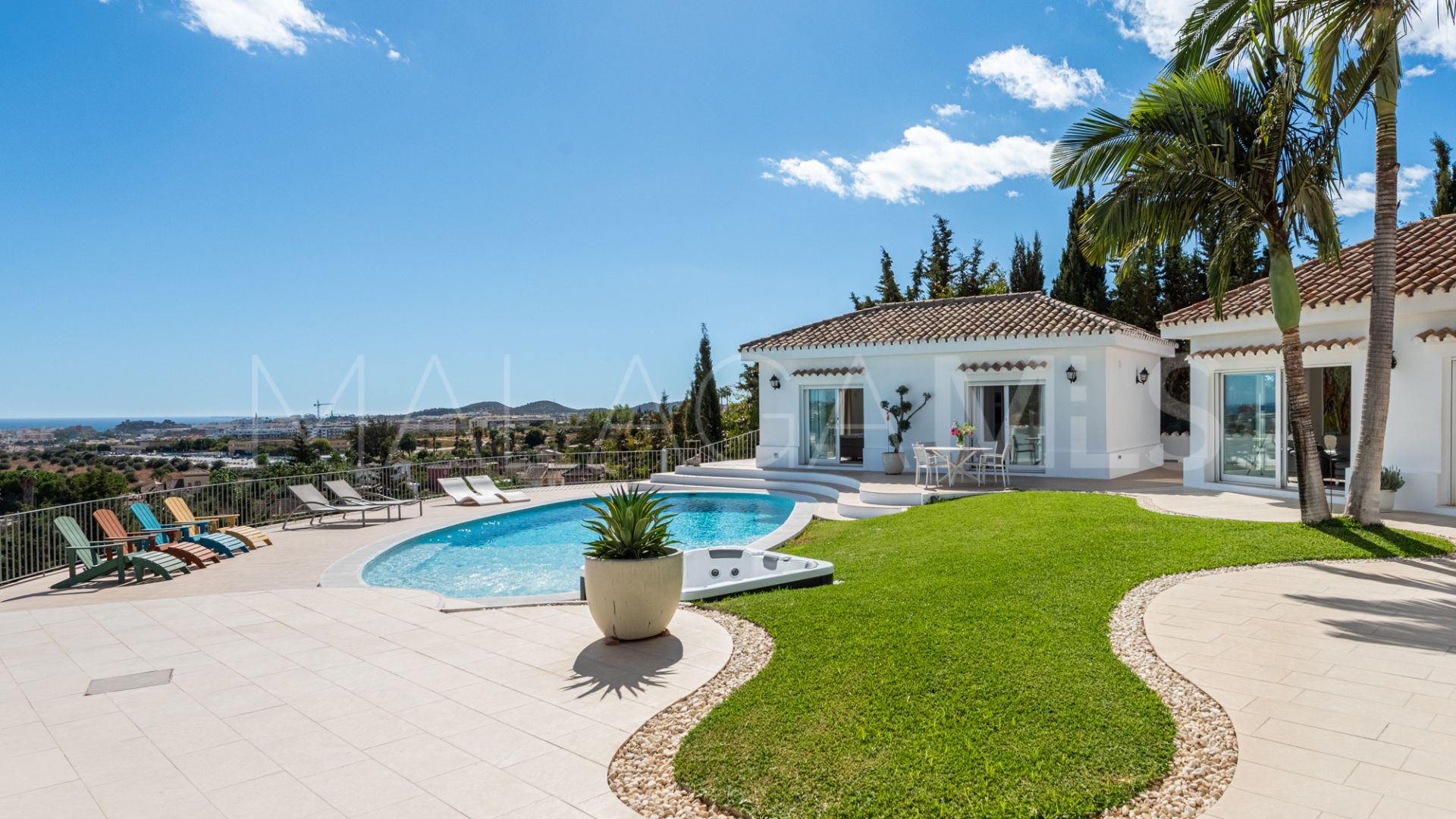 Villa for sale in Sierrezuela