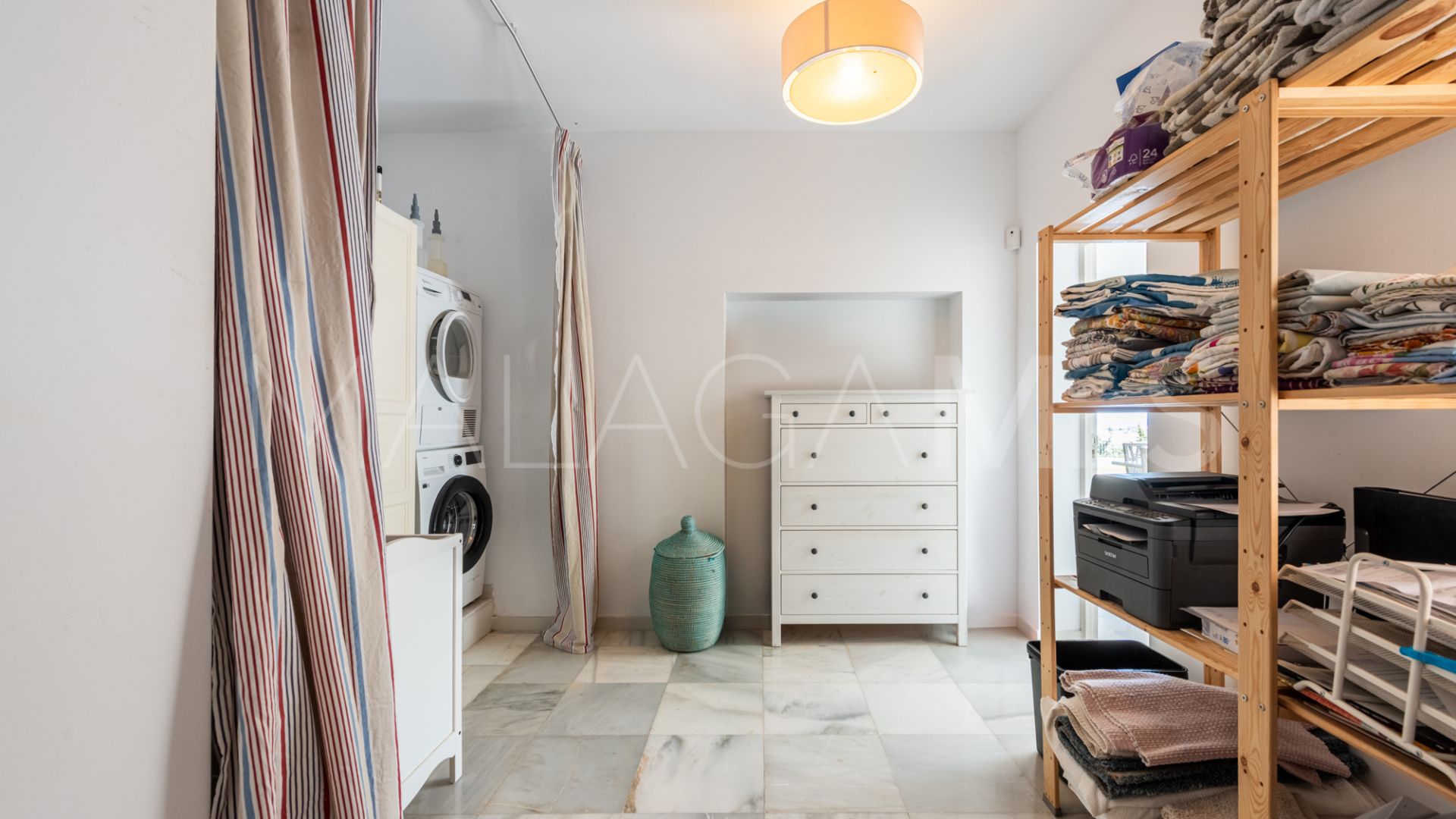 Villa for sale in Sierrezuela