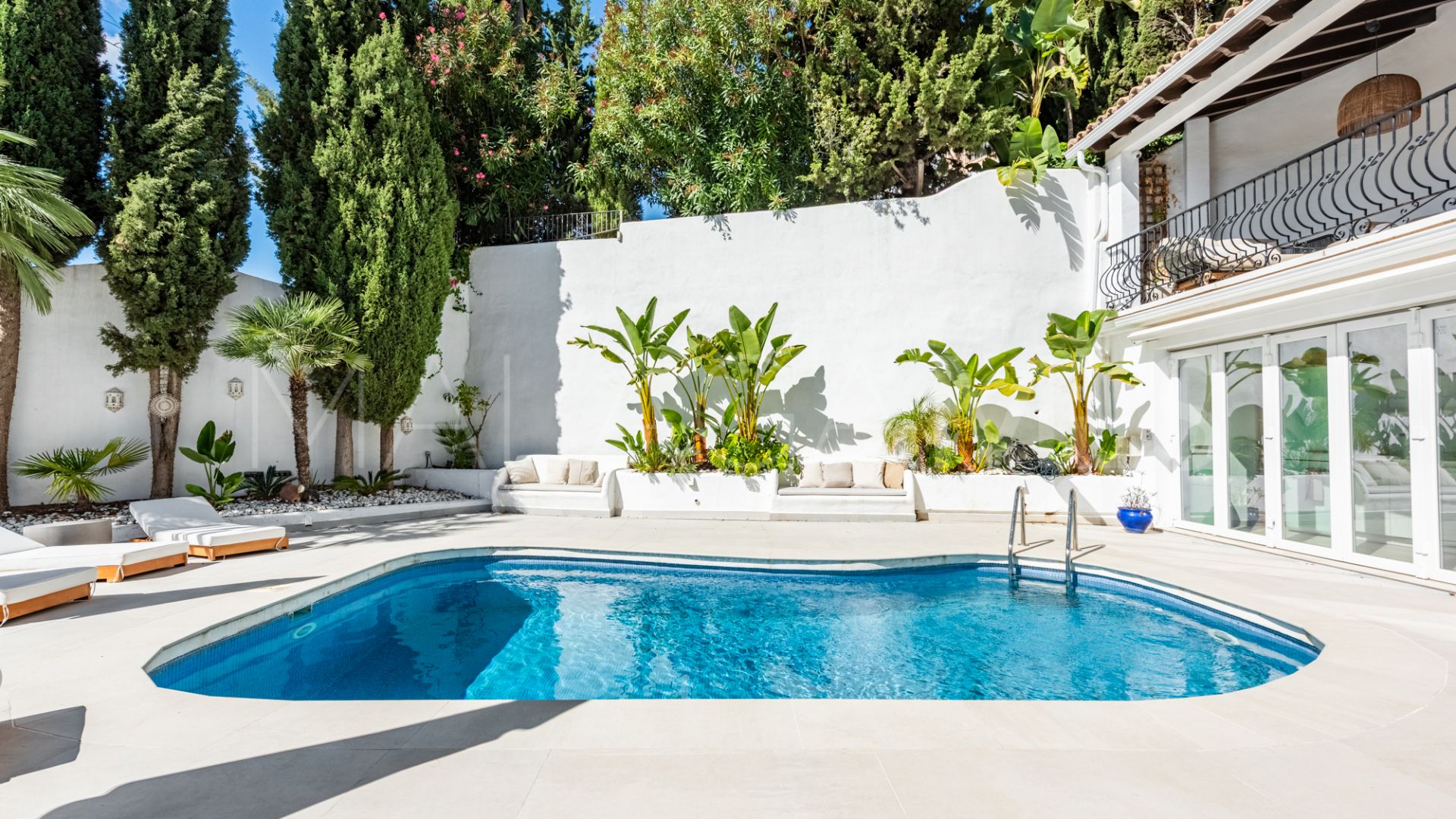 Pareado for sale with 4 bedrooms in Cerros del Lago