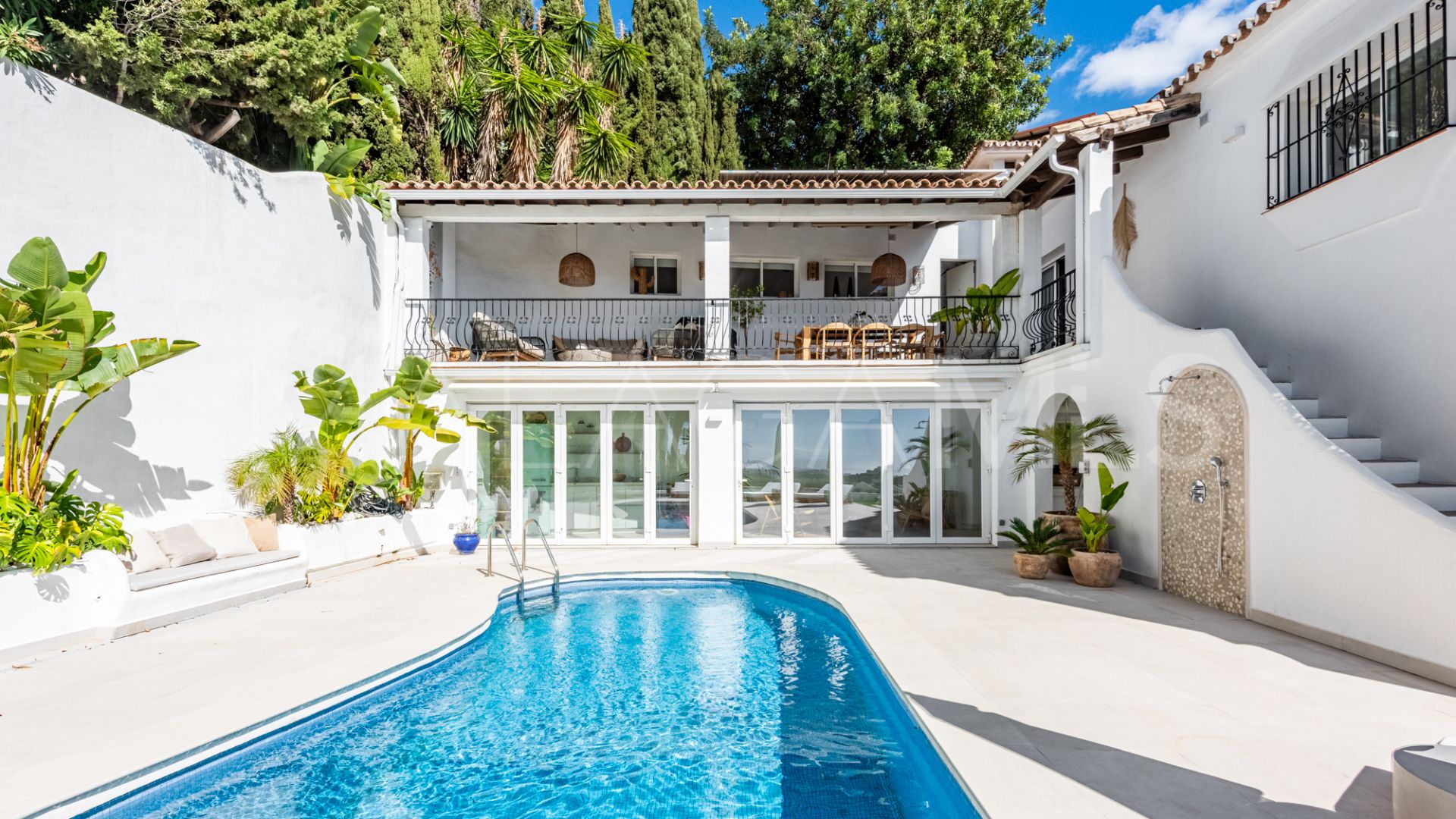 Pareado for sale with 4 bedrooms in Cerros del Lago