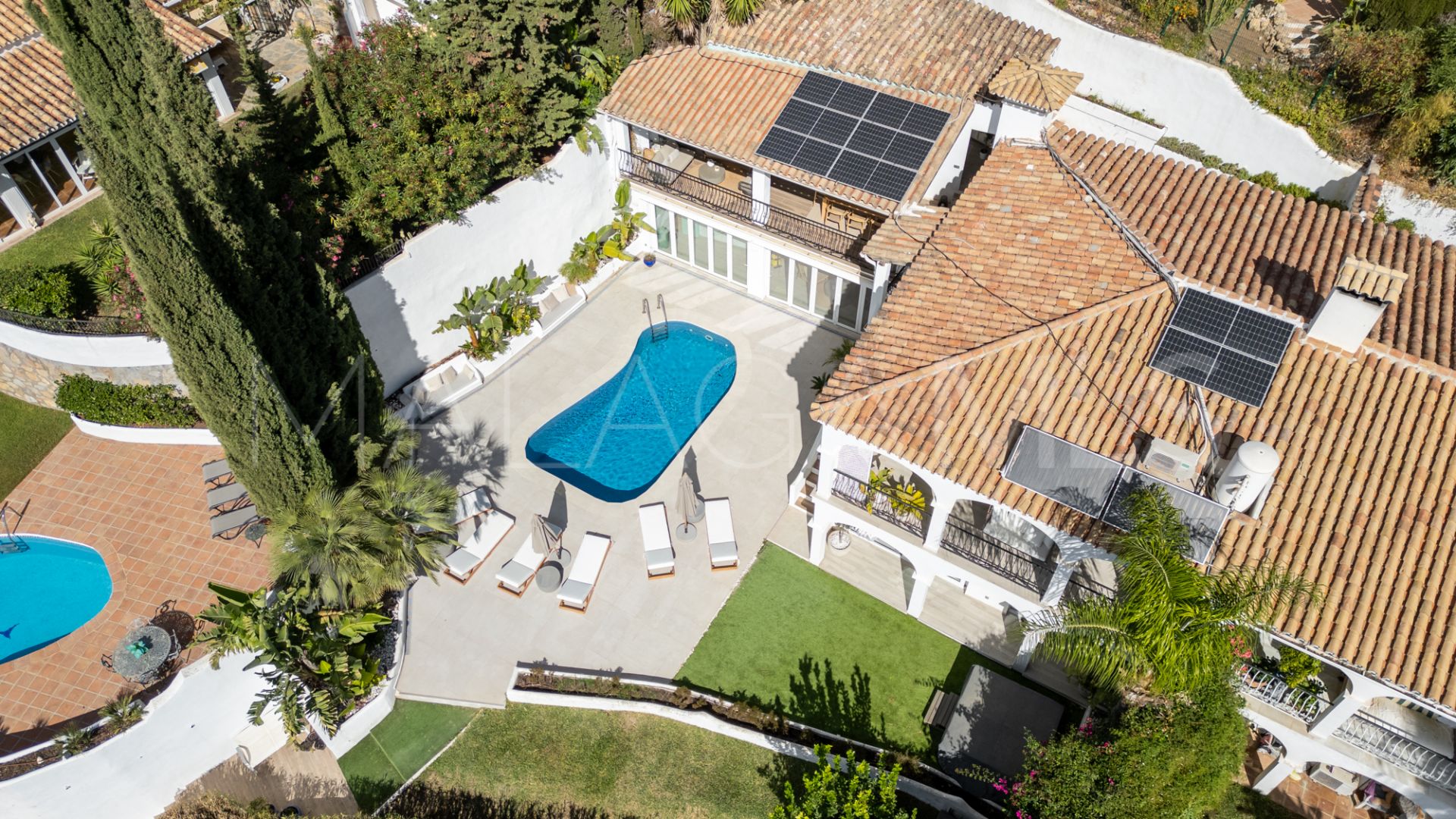 Pareado for sale with 4 bedrooms in Cerros del Lago