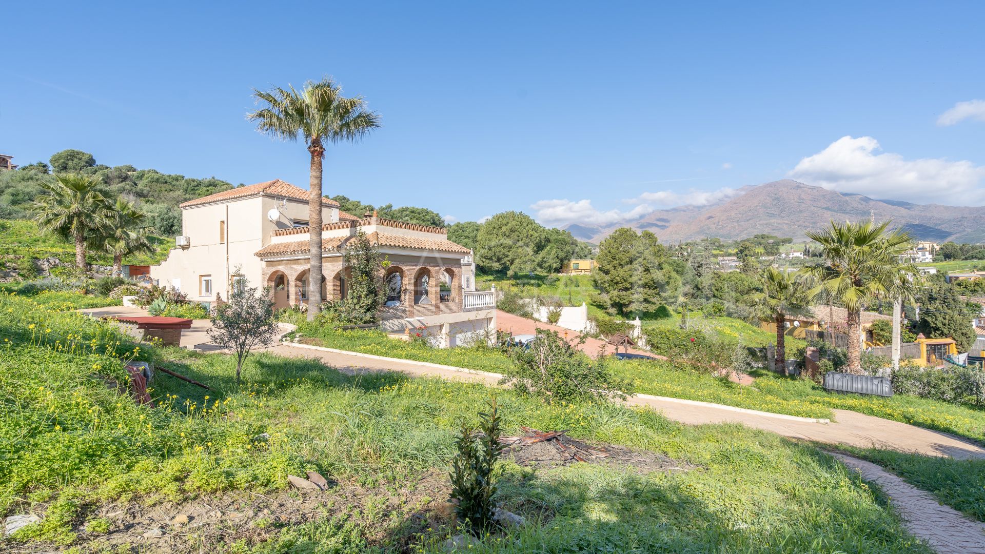 Se vende villa in Valle Romano with 5 bedrooms