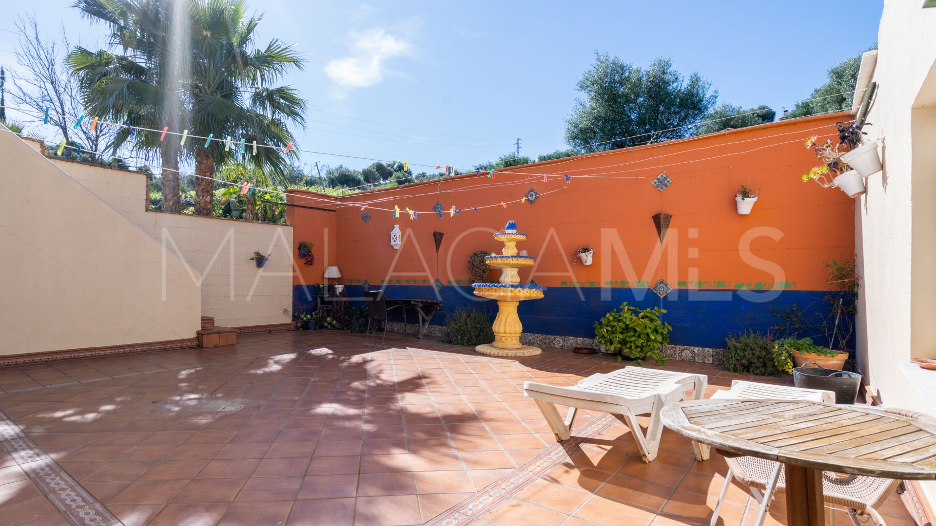 Se vende villa in Valle Romano with 5 bedrooms