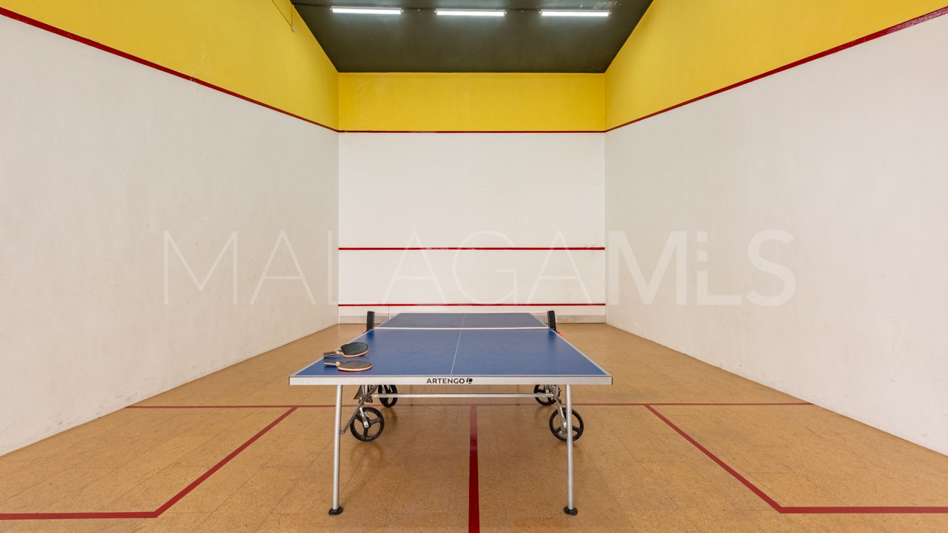 Markplanslägenhet for sale in Los Dragos