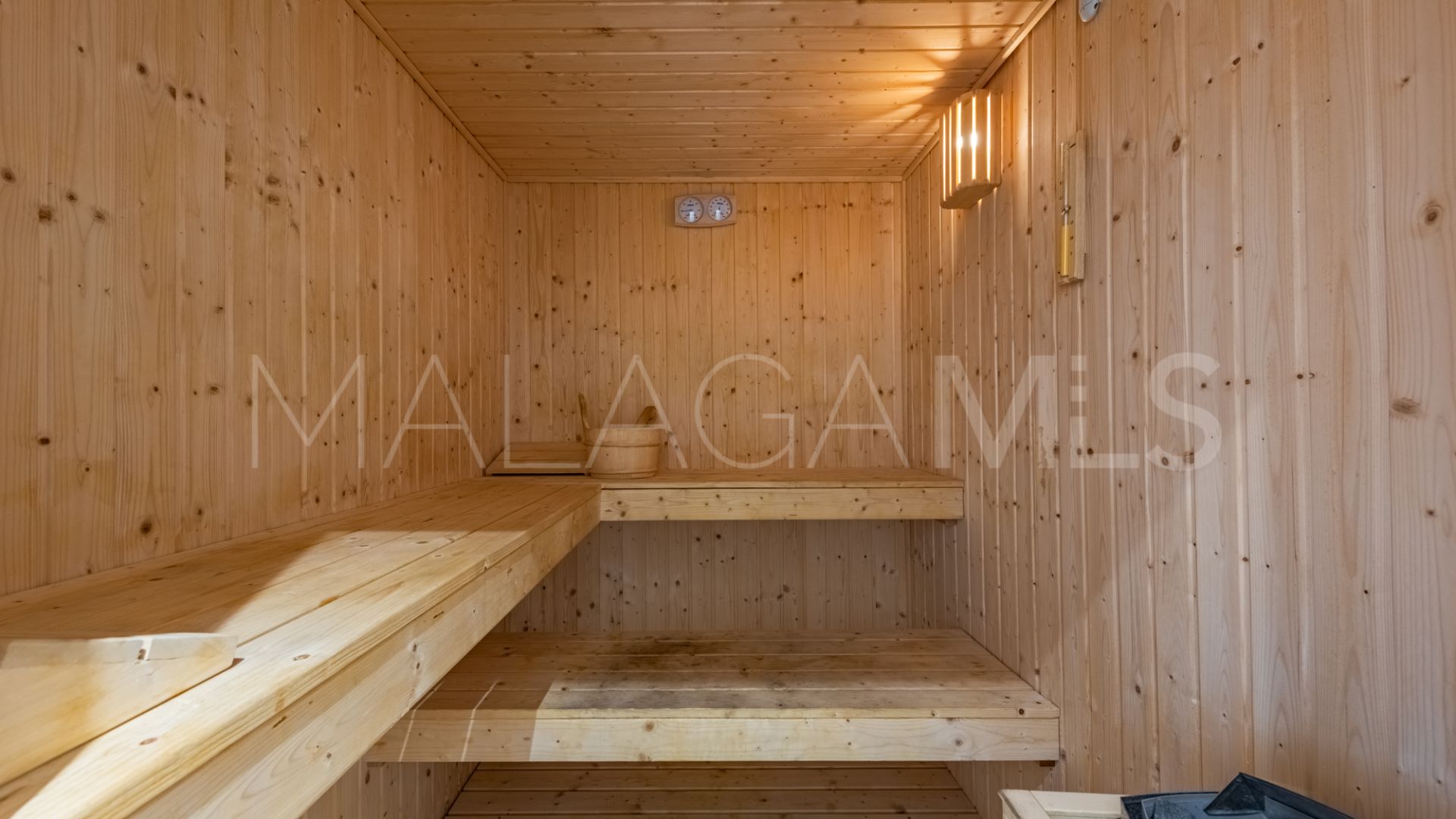 Markplanslägenhet for sale in Los Dragos