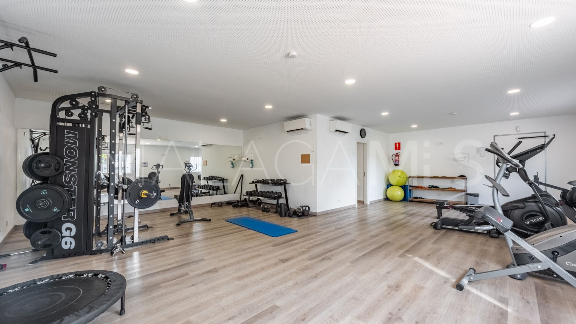 Markplanslägenhet for sale in Los Dragos