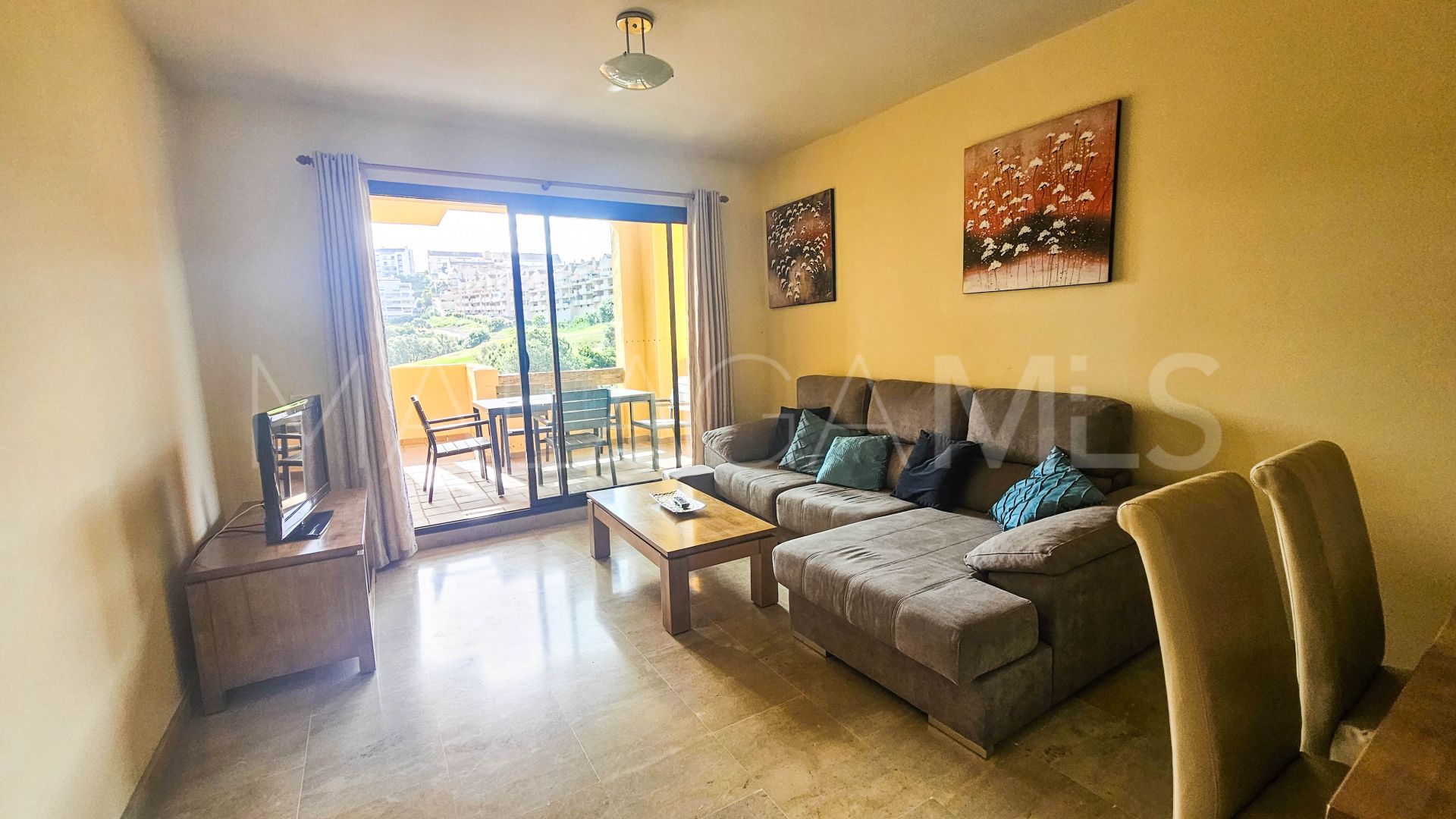 For sale 2 bedrooms apartment in La Duquesa