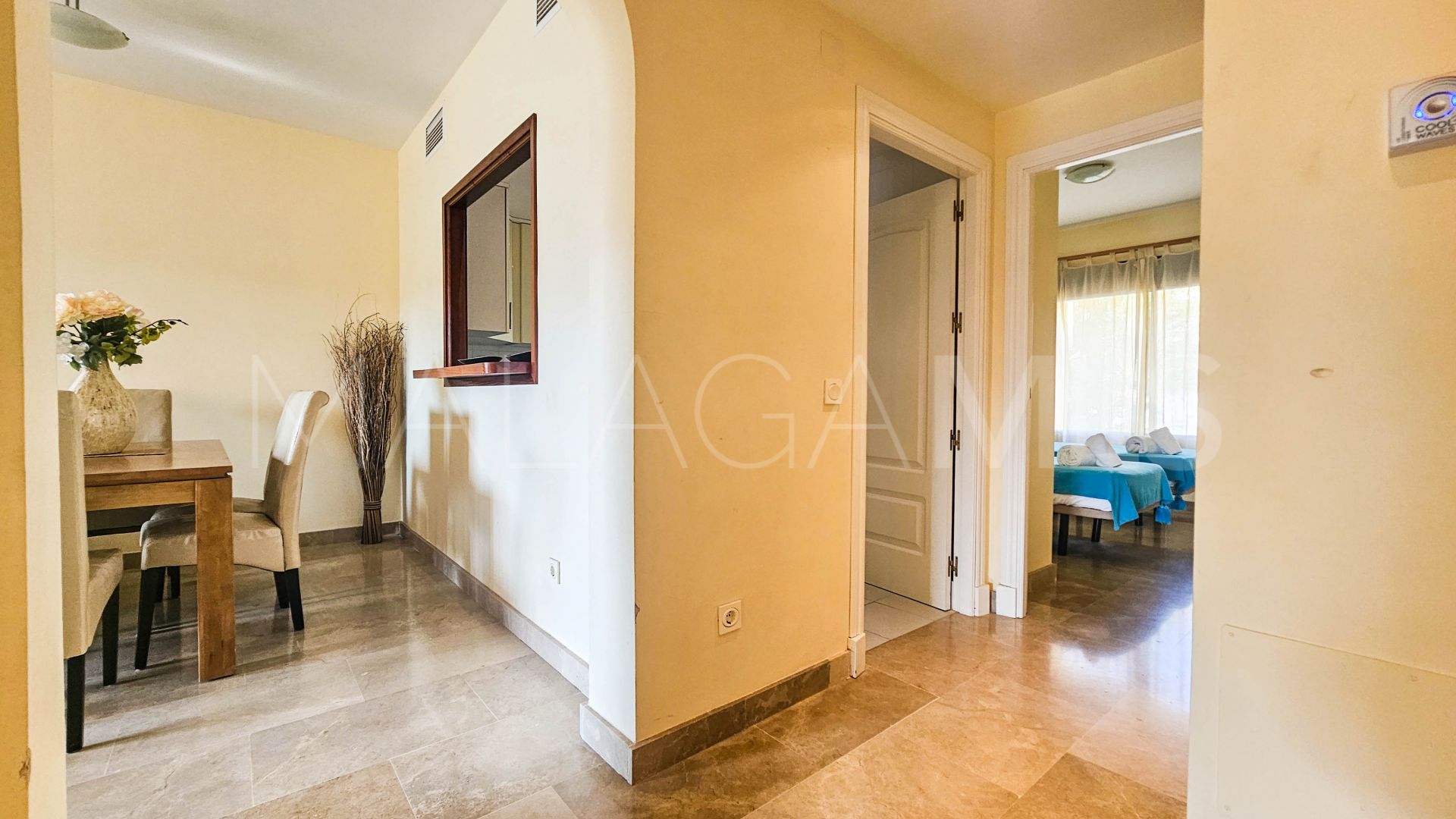 For sale 2 bedrooms apartment in La Duquesa