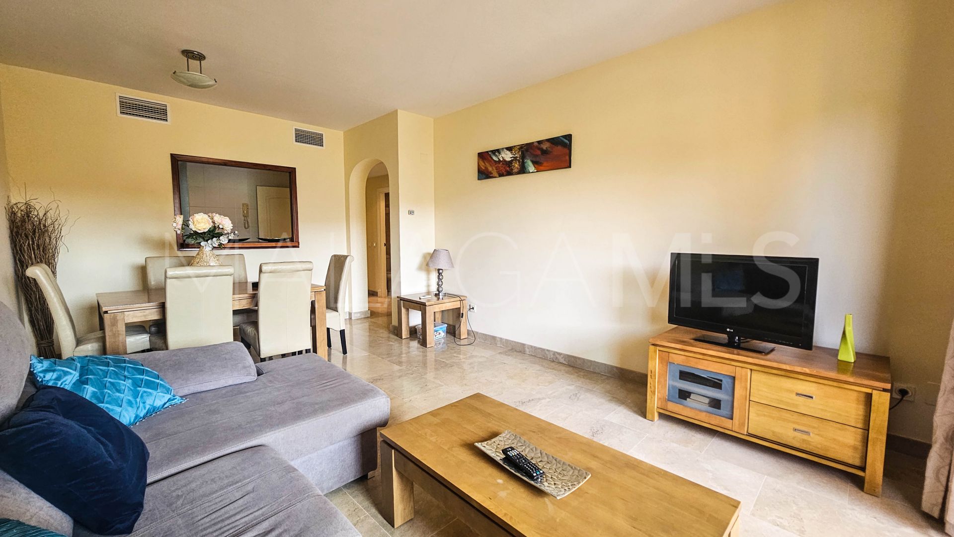 For sale 2 bedrooms apartment in La Duquesa
