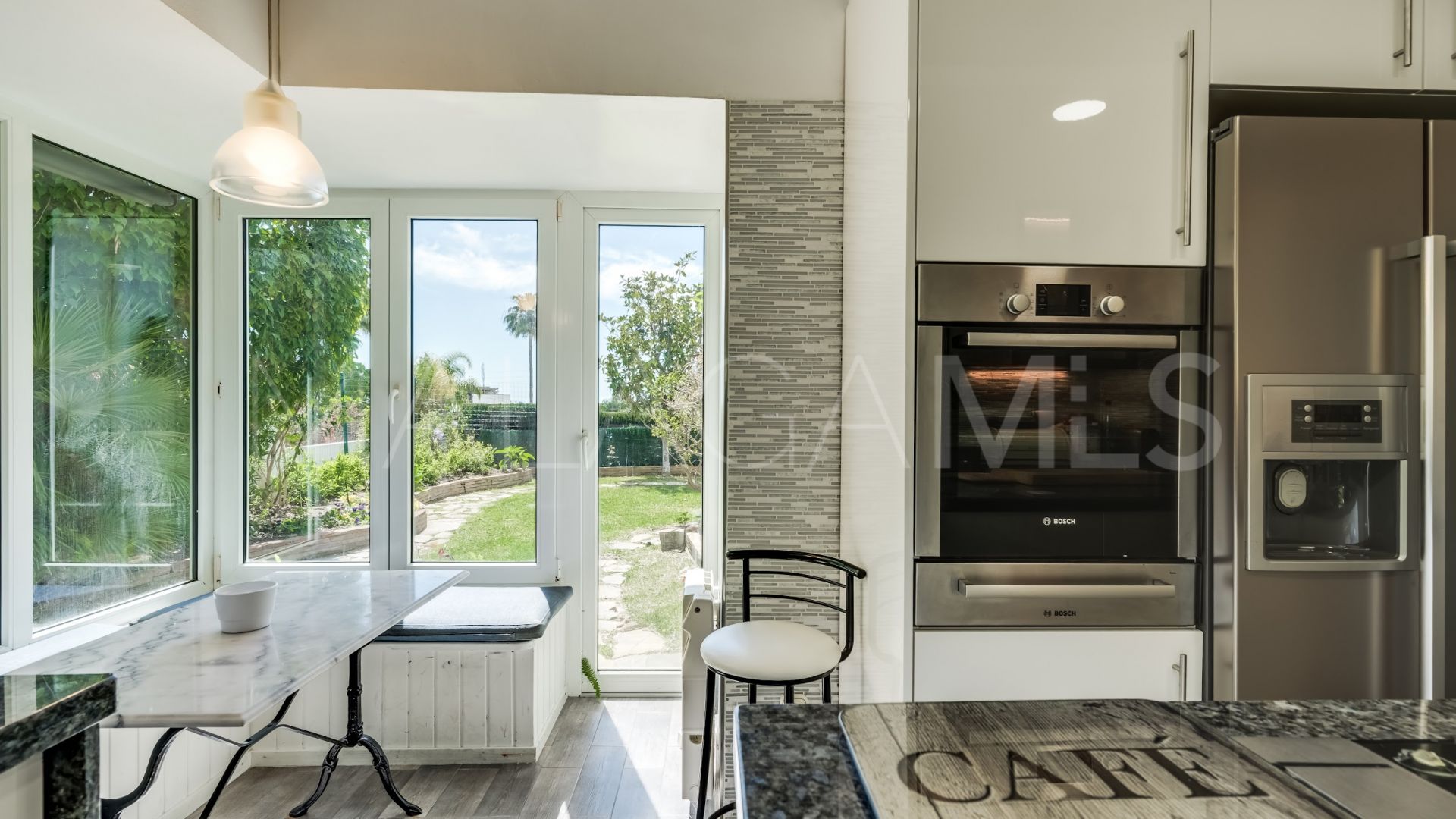Buy villa in Marbella Ciudad